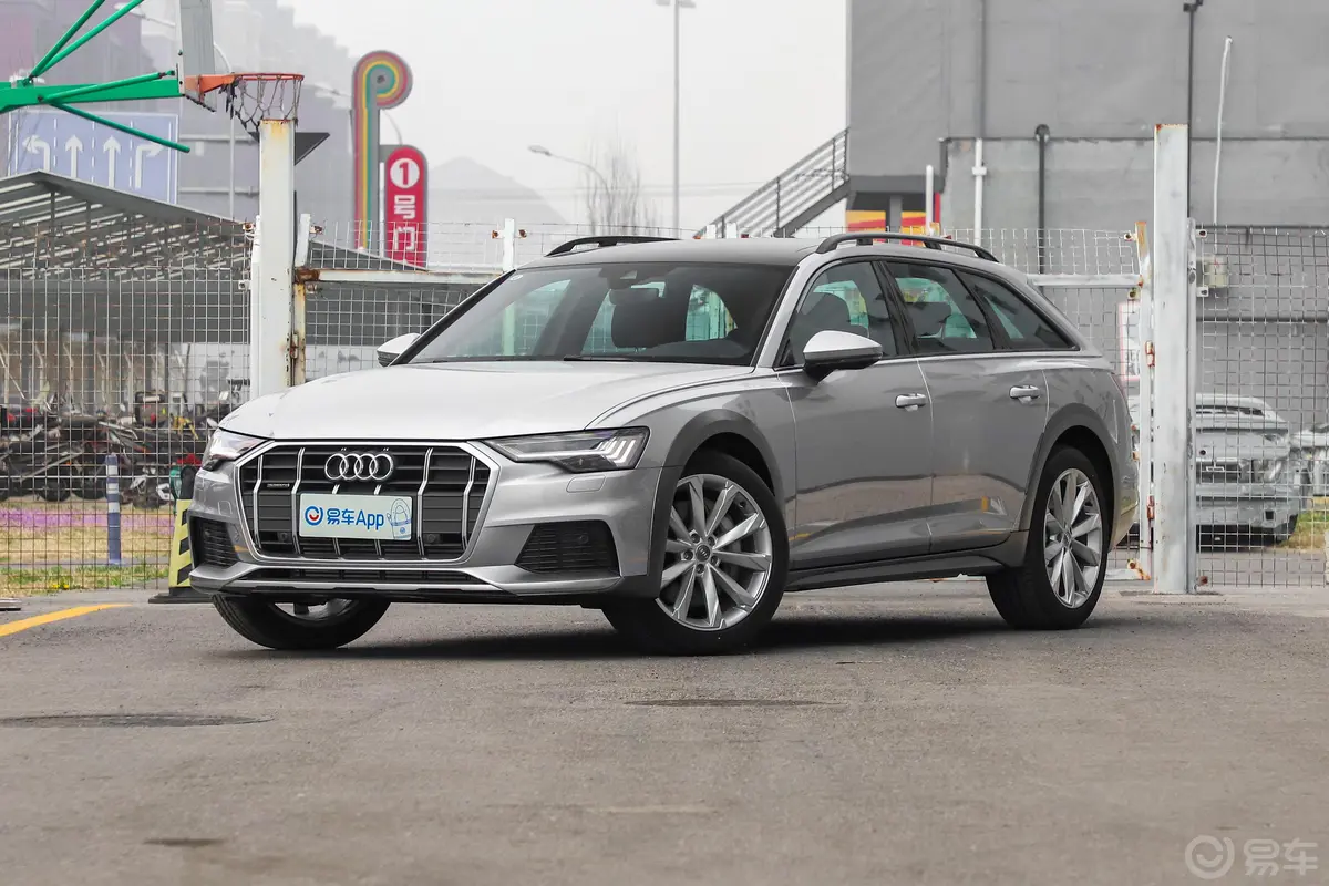 奥迪A6Allroad quattro 探索家 55 TFSI 尊享越野型外观