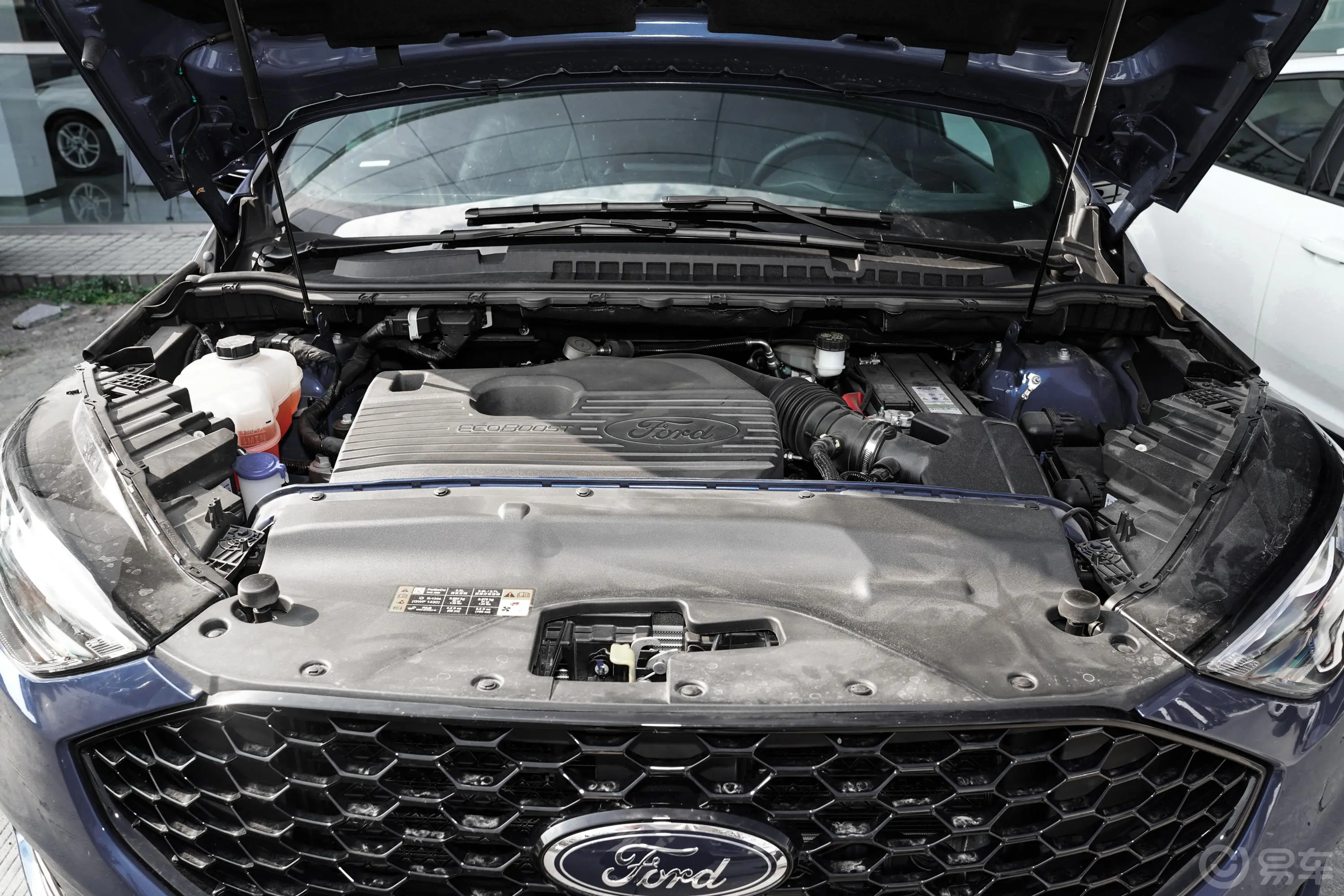 锐界EcoBoost 245 两驱 精锐版 5座外观