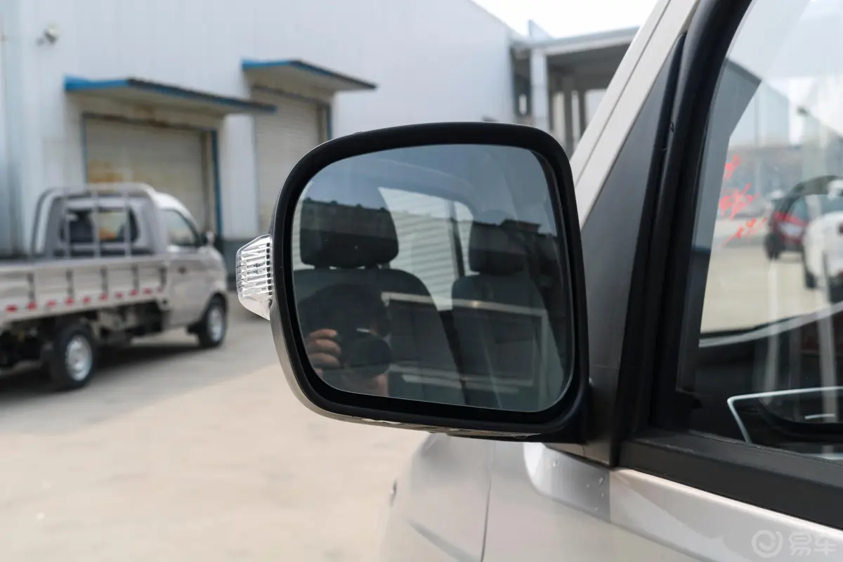新豹T5载货汽车N1 1.5L 单排双后轮 标准版(5.3米长)SC1031NGD65 汽油 国Ⅵ后视镜镜面