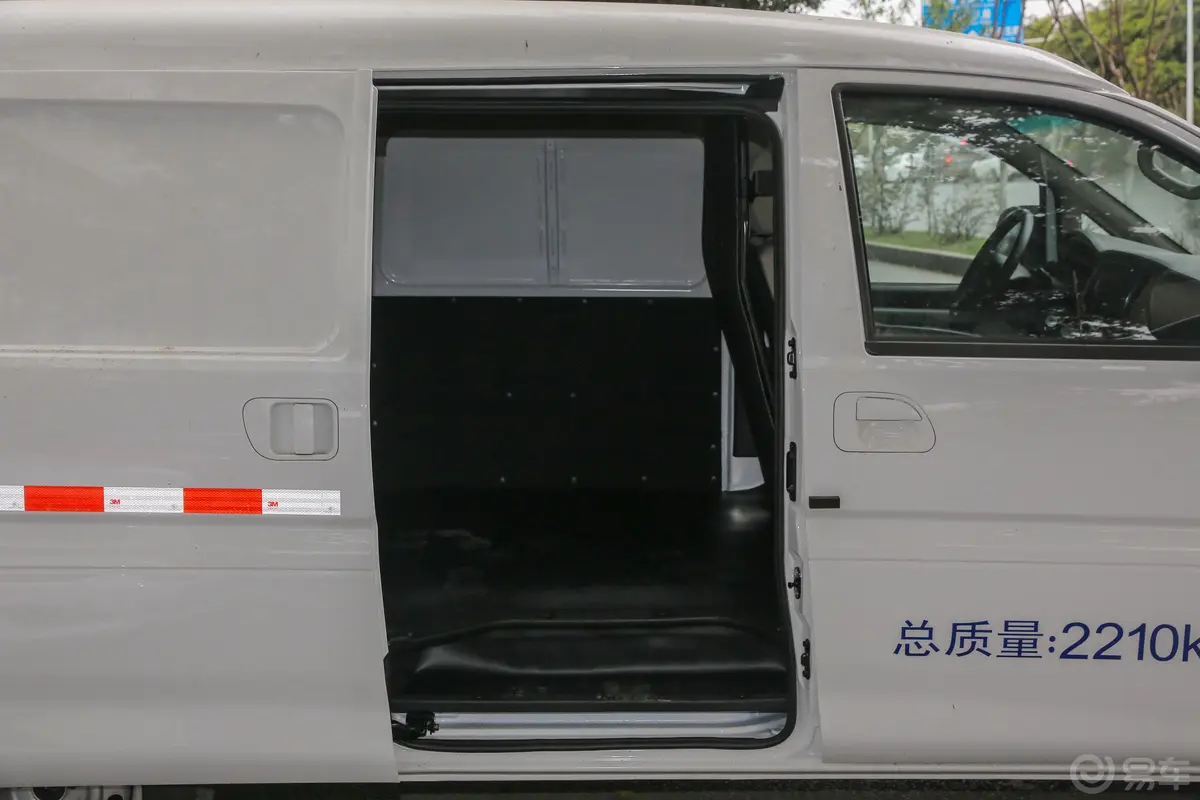 菱智V3 1.6L 手动 物流版 2座 国V空间