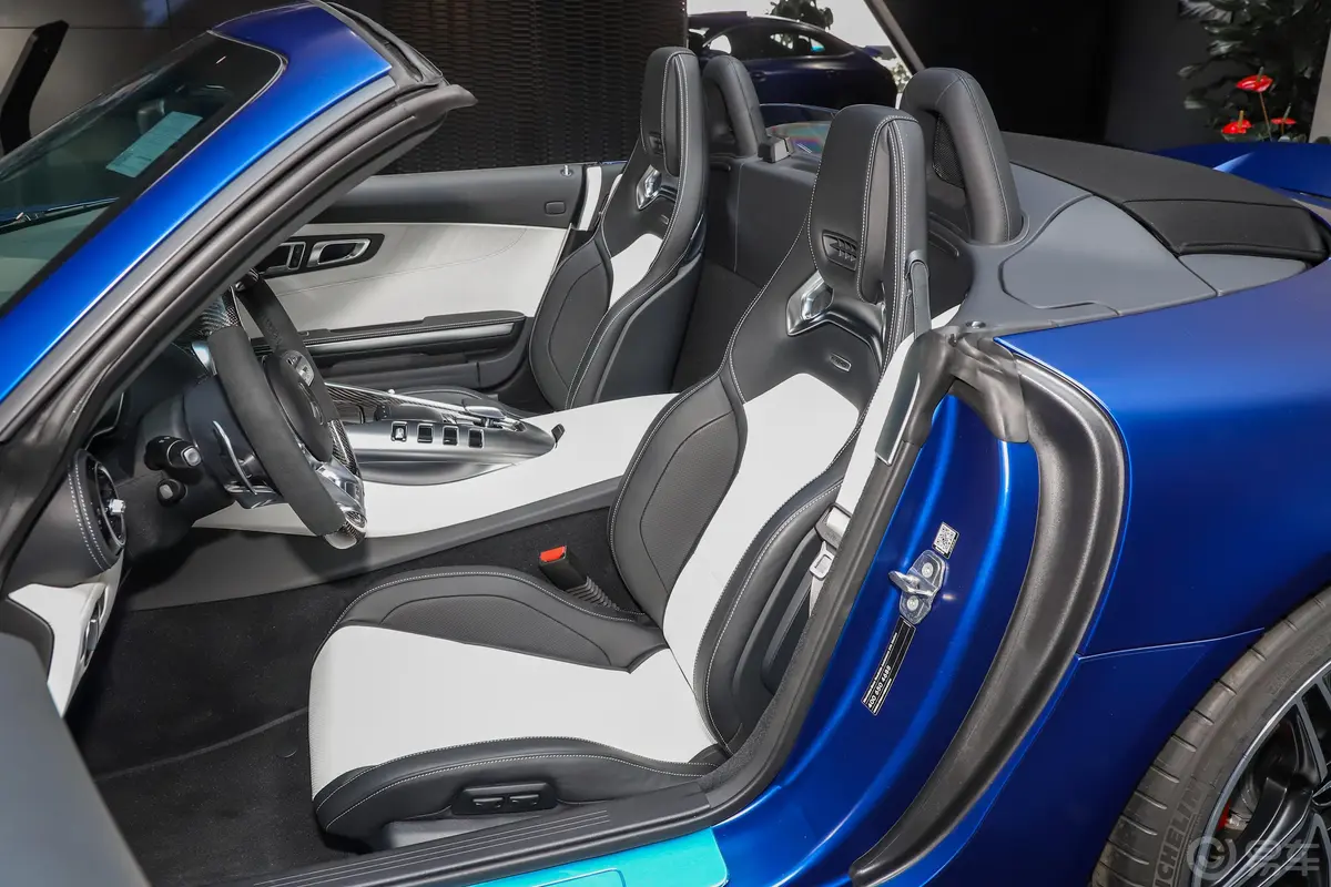奔驰GT AMGAMG GT C Roadster驾驶员座椅