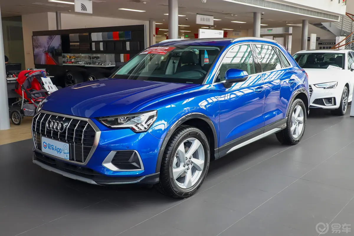 奥迪Q335 TFSI 进取致雅型外观