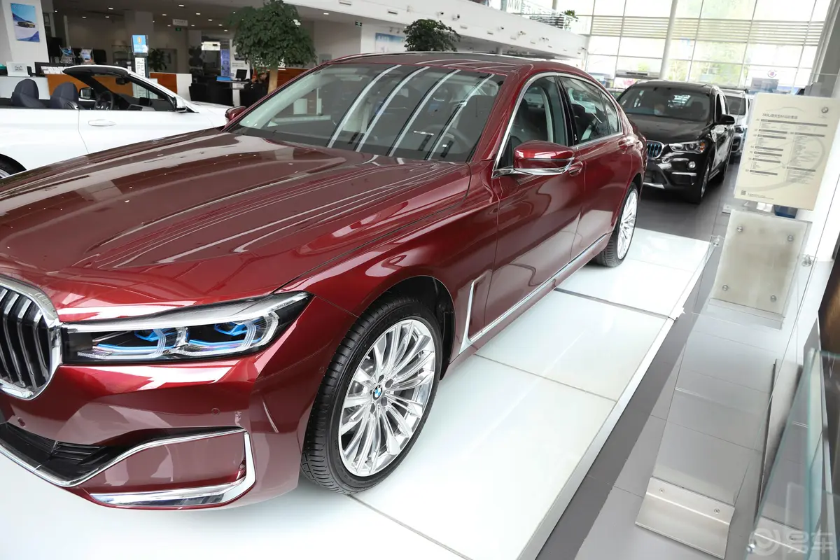 宝马7系改款 740Li xDrive 华彩定制限量版外观