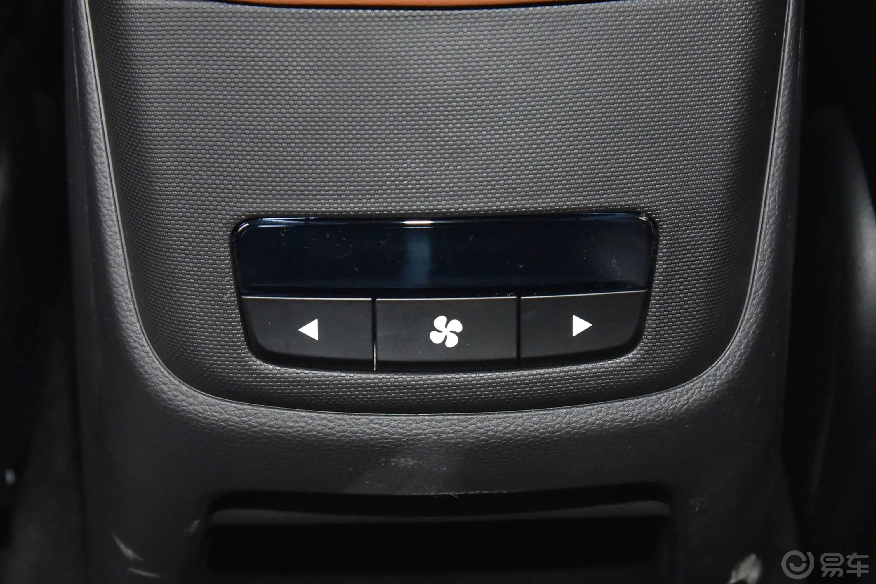 五菱宏光S31.5T 手动 舒适型 国VI后排空调控制键