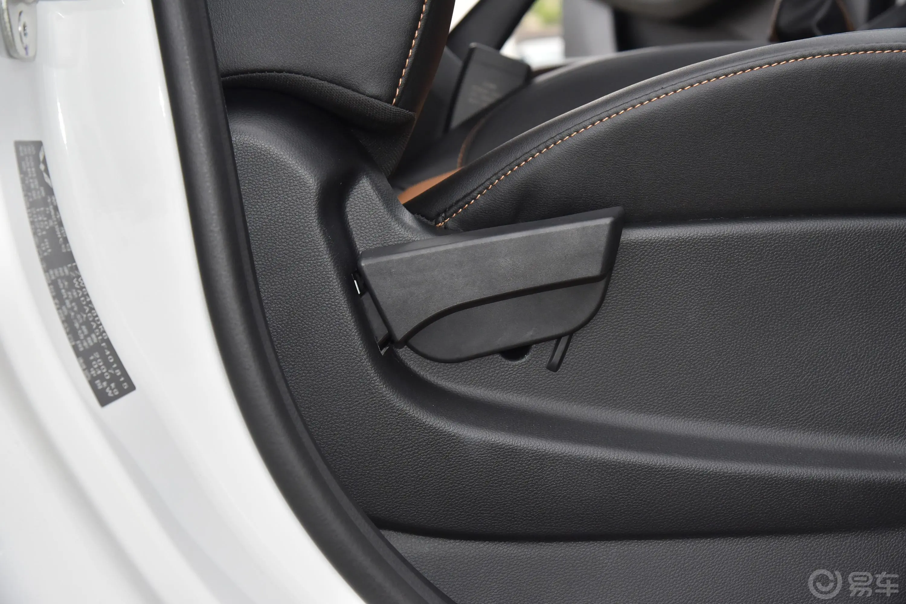 五菱宏光S31.5T 手动 舒适型 国VI副驾座椅调节
