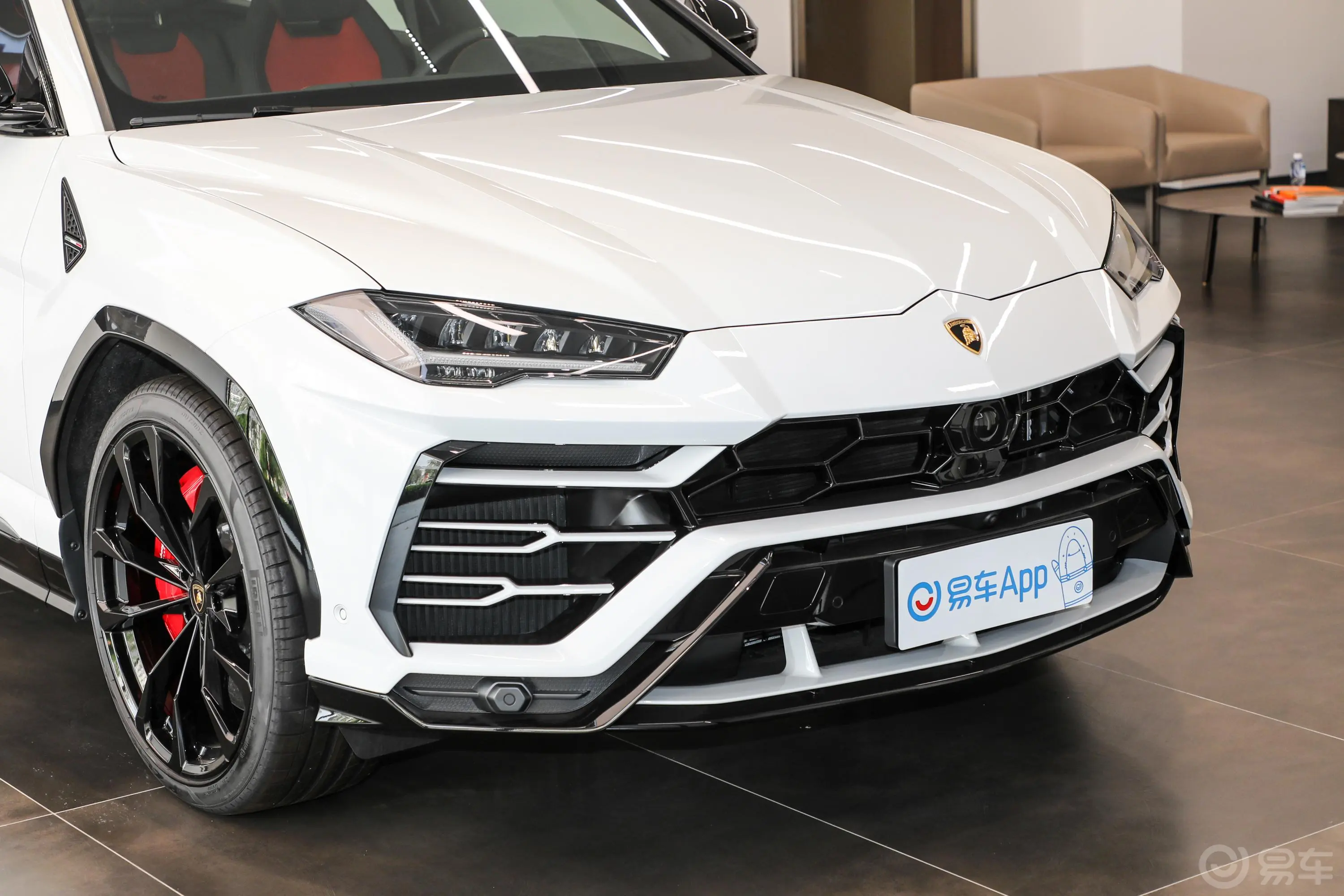 Urus4.0T V8外观