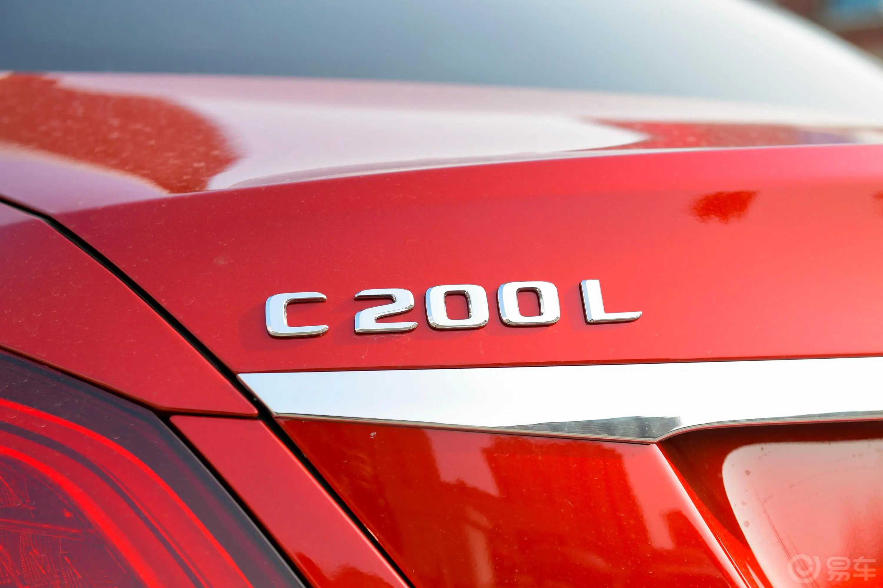 奔驰C级改款 C 200 L 时尚型运动版外观