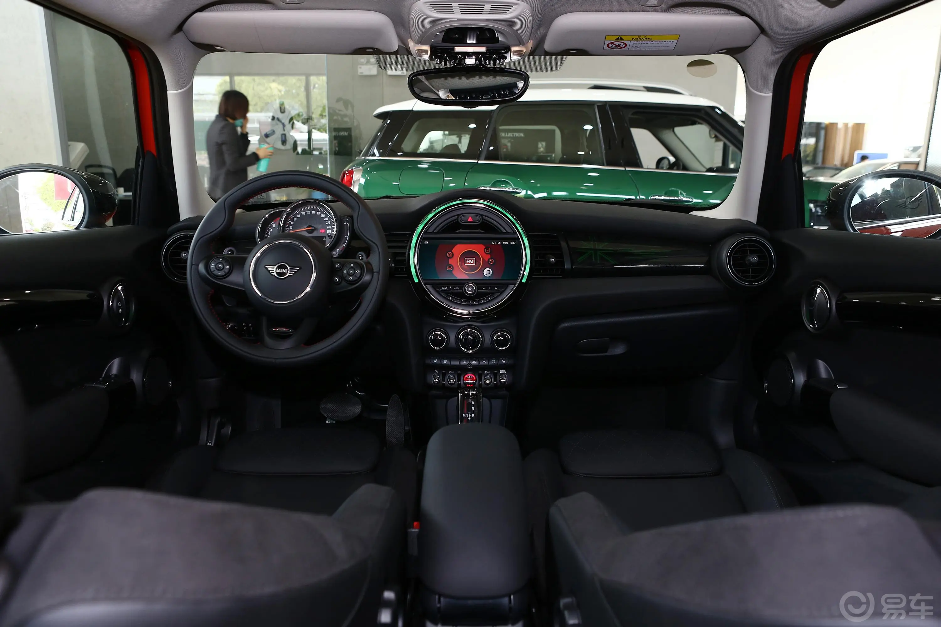 MINI2.0T COOPER S 经典派 五门版内饰