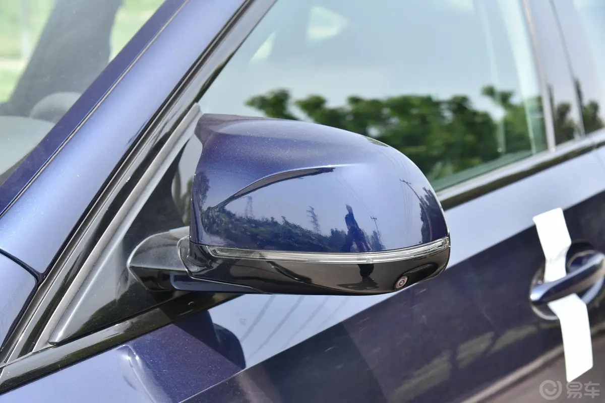 宝马X6 MX6 M主驾驶后视镜背面