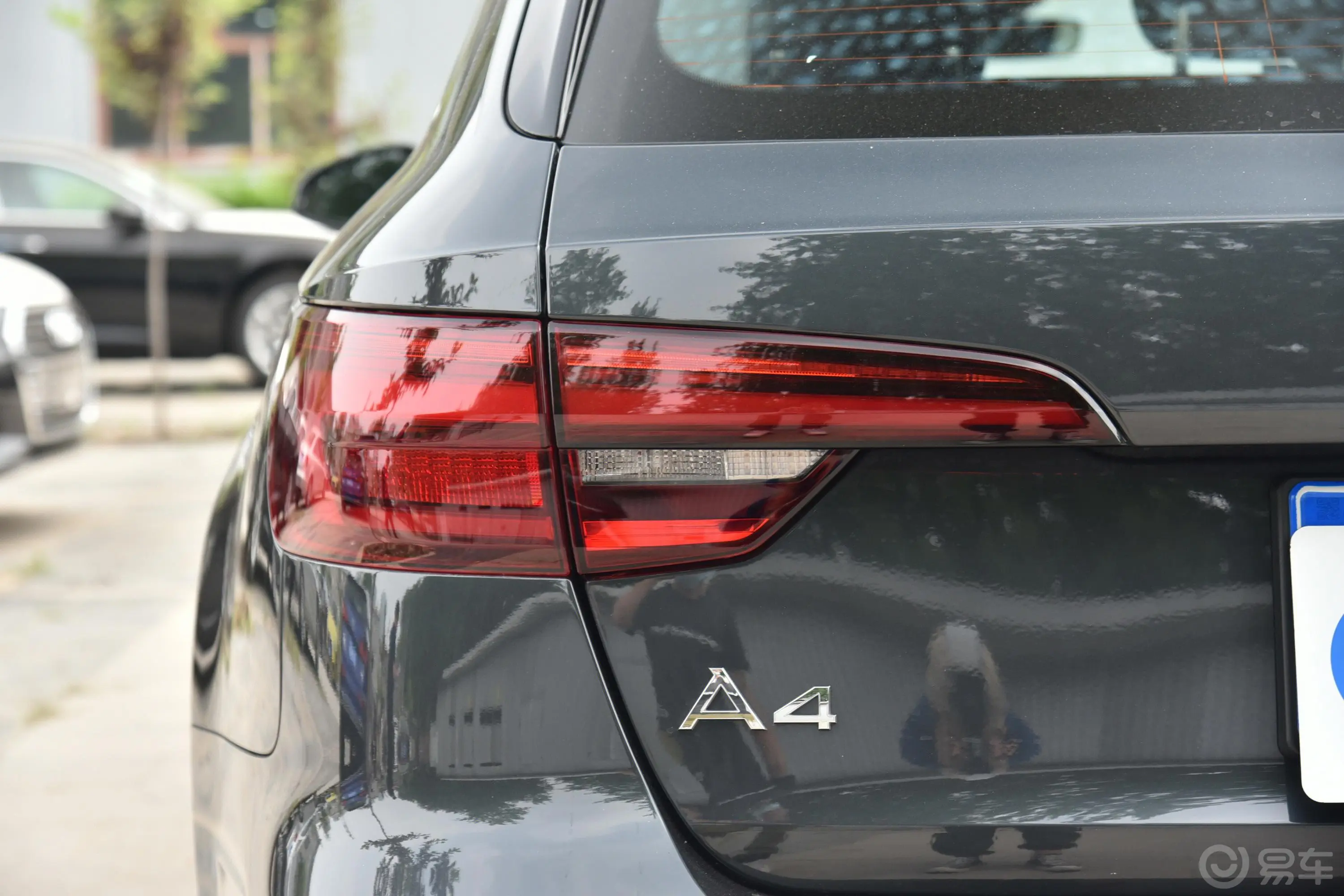 奥迪A4(进口)Avant 先锋派 40TFSI 时尚动感型外观