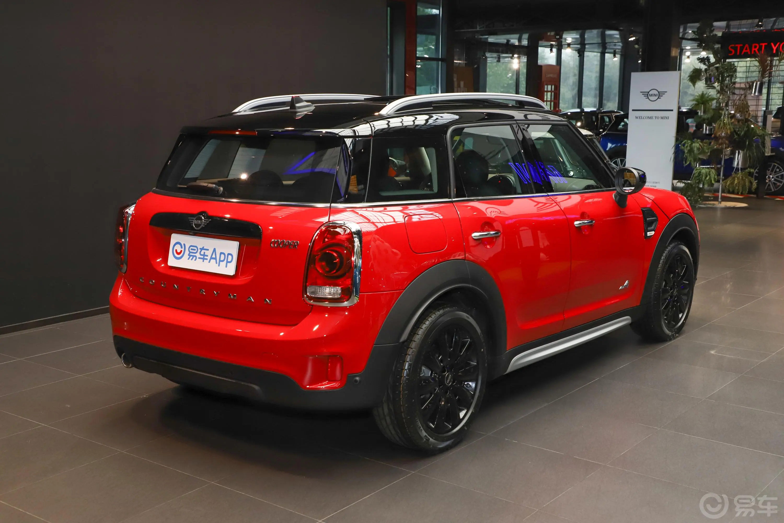 MINI COUNTRYMAN1.5T COOPER ALL4 极地版外观