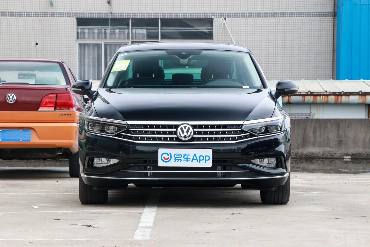 迈腾380TSI 尊贵型正前水平