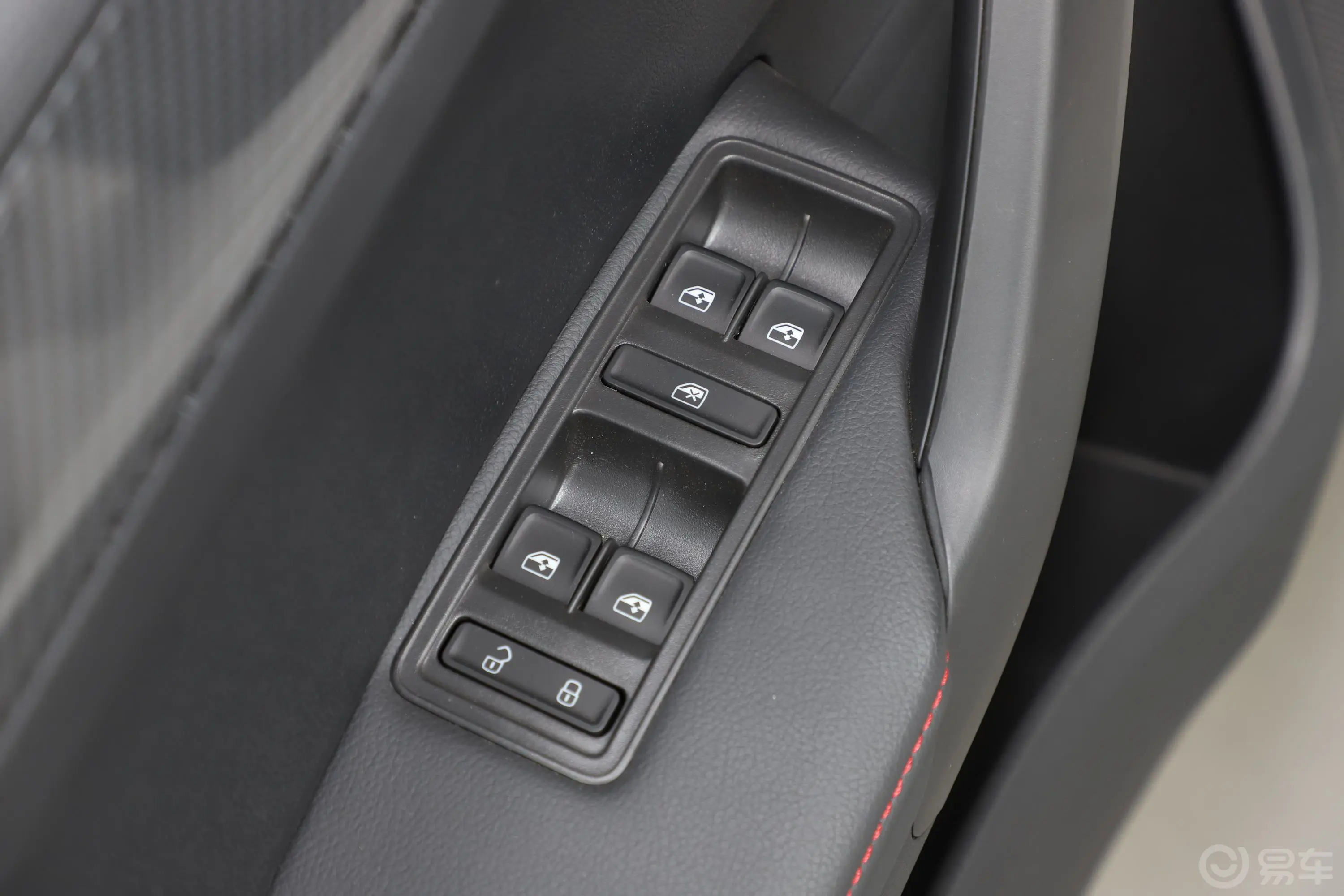桑塔纳浩纳 1.5L 自动 舒适版 国V车窗调节整体