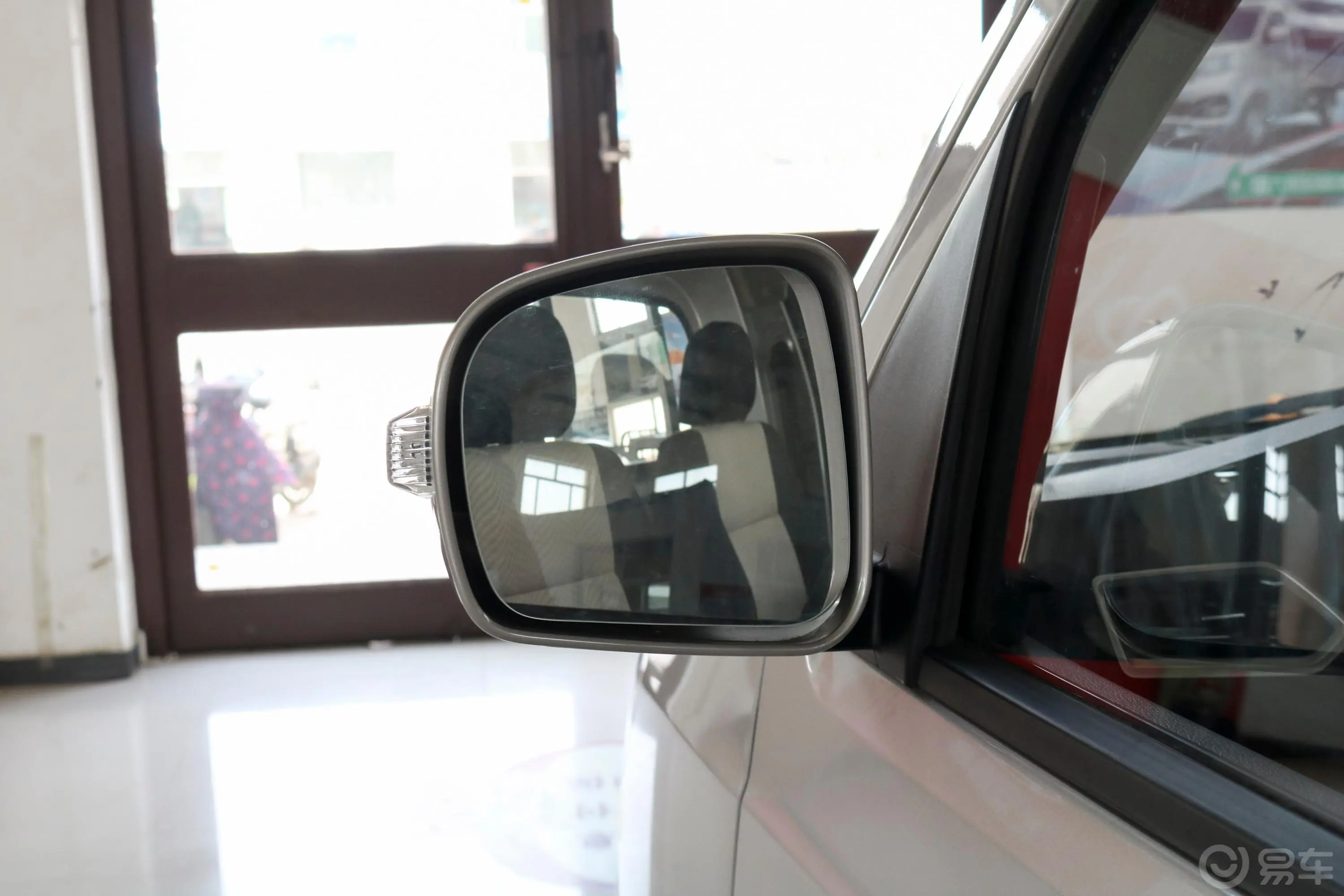 新豹T3载货汽车N1 1.2L 单排单后轮 舒适版（4.75米） SC1031TMD62 汽油 国VI后视镜镜面
