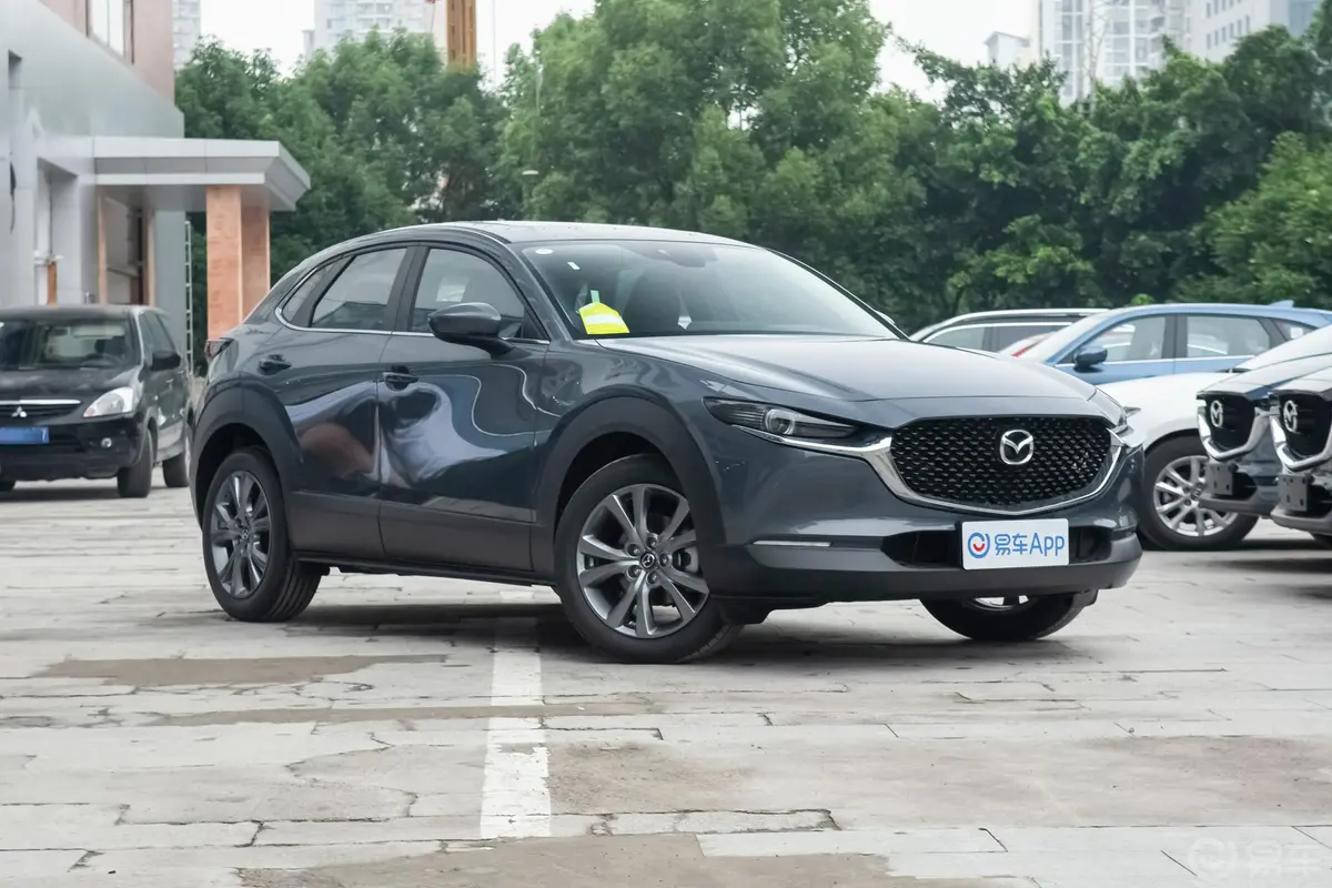 马自达CX-302.0L 手自一体 雅悦型外观