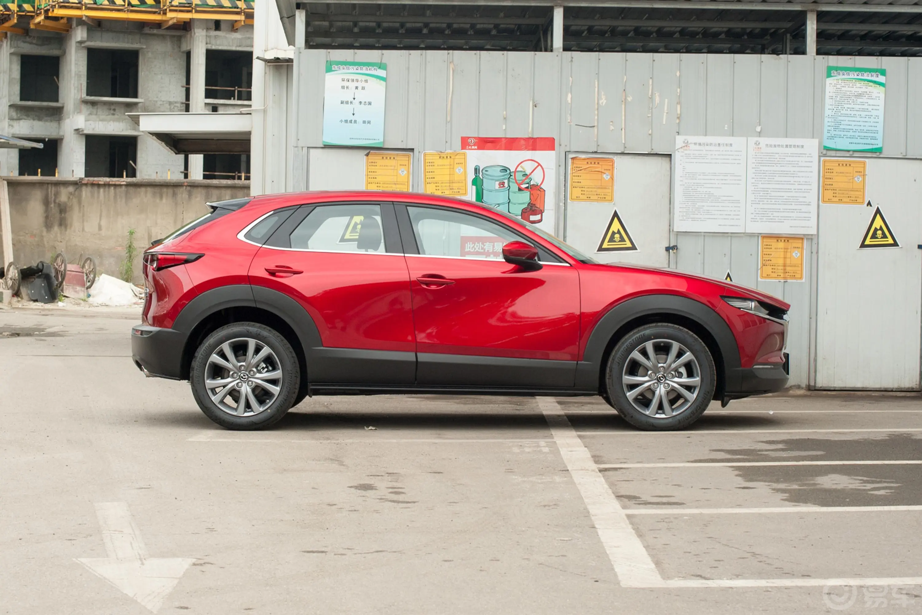 马自达CX-302.0L 手自一体 领悦型正侧车头向右水平