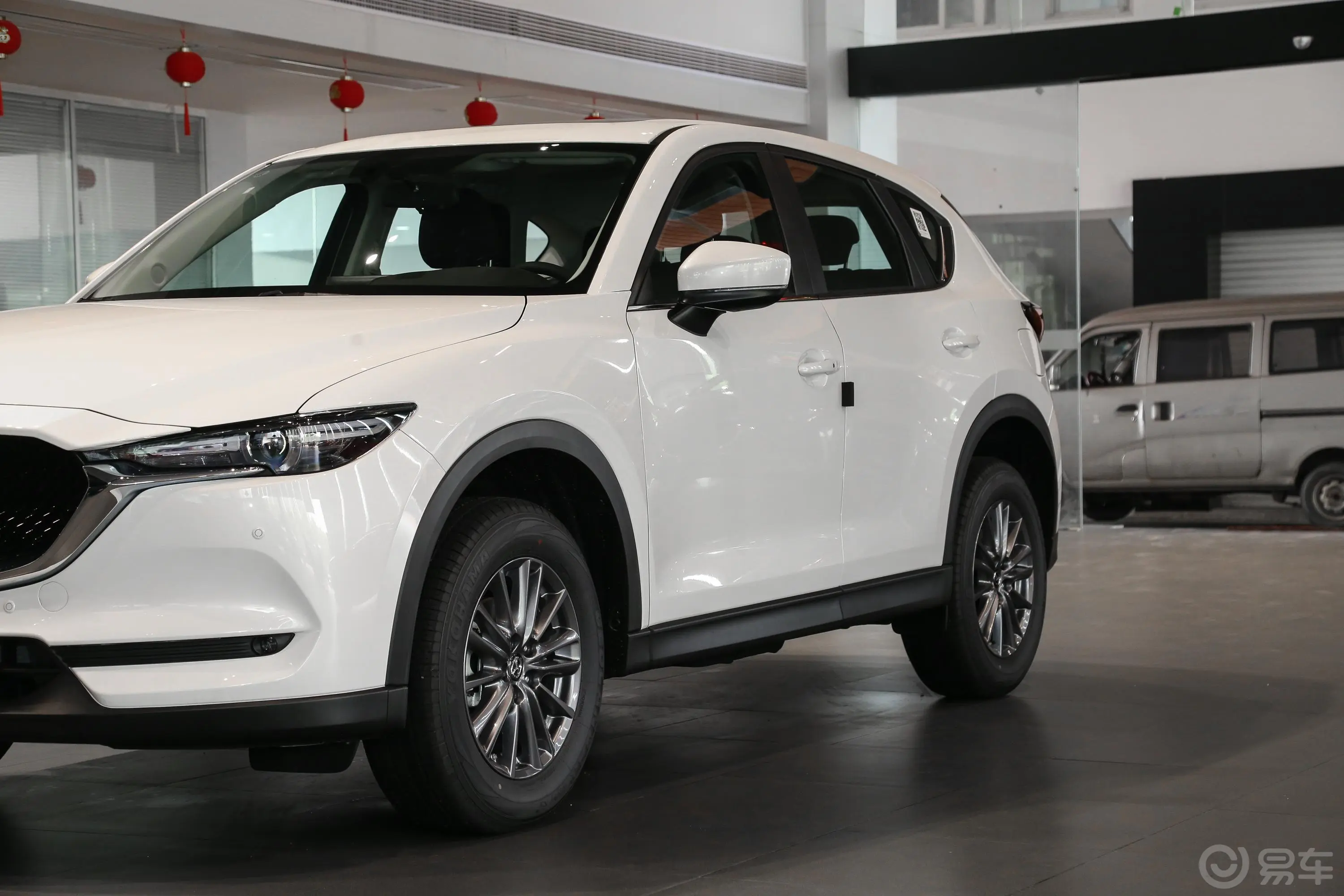 马自达CX-5改款 2.0L 手自一体 两驱 智慧型外观