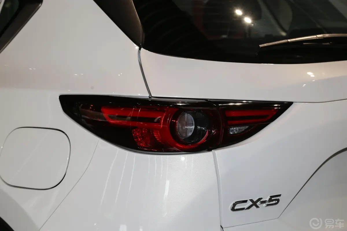 马自达CX-5改款 2.0L 手自一体 两驱 智慧型外观