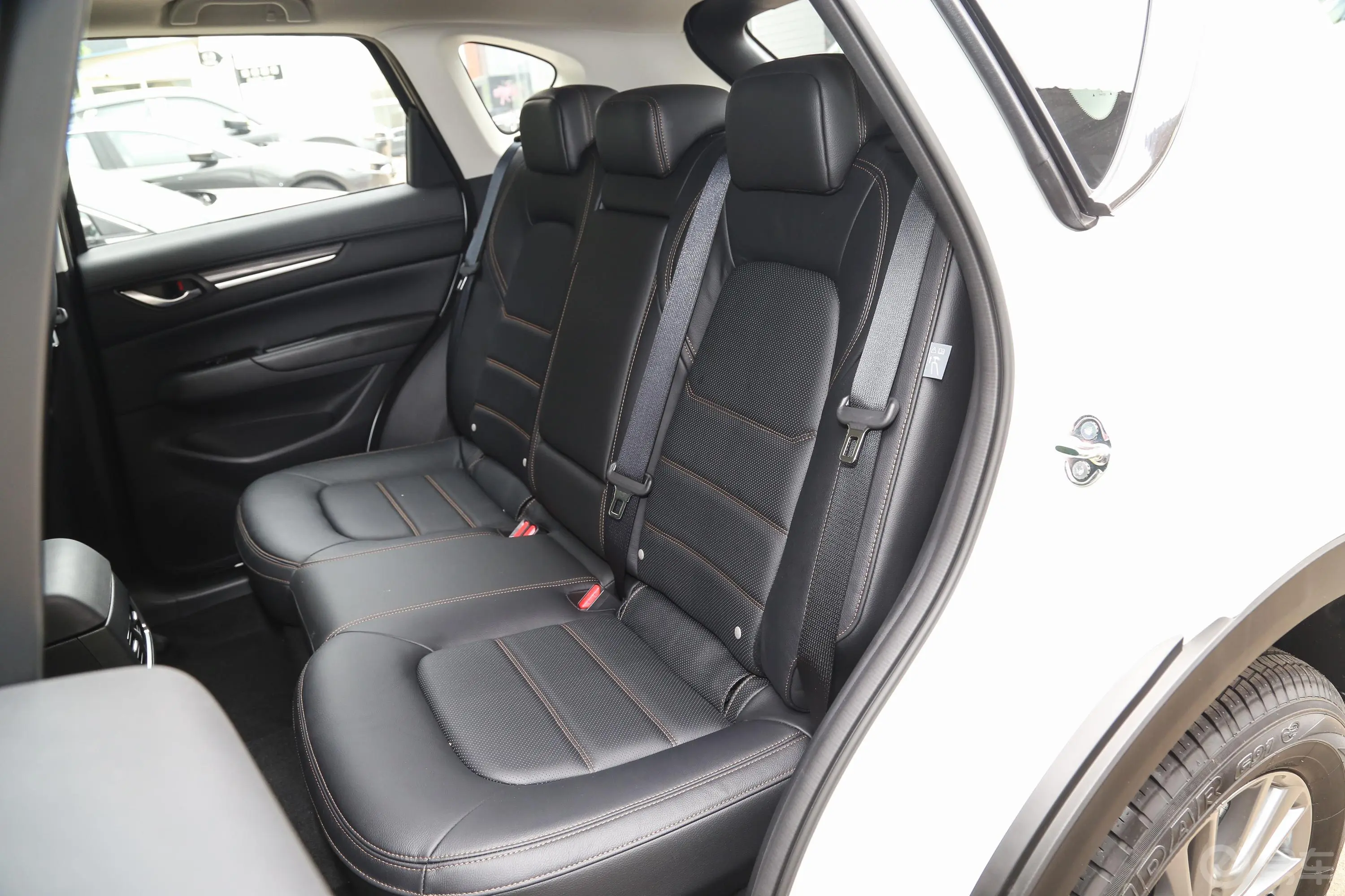 马自达CX-5改款 2.0L 手自一体 两驱 智尊型后排座椅