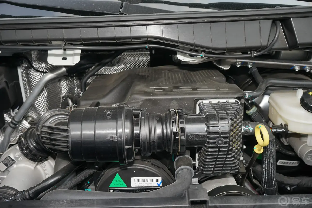 大通V90房车旅行家V90 2.0T 手自一体外观