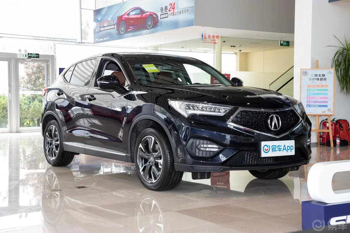 讴歌CDXSport Hybrid 2.0L 两驱 质享版外观