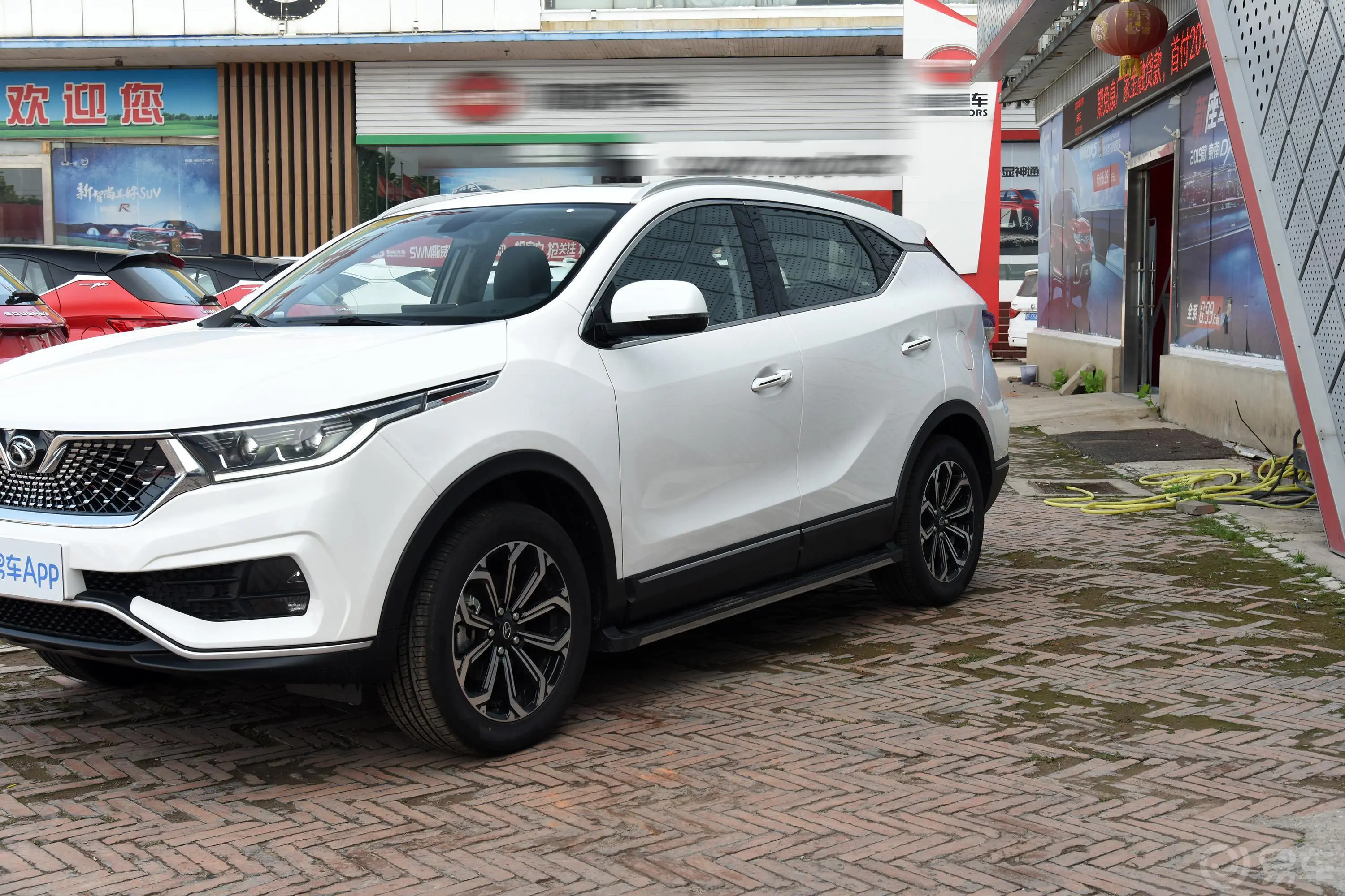 东南DX7星跃 1.5T 双离合 豪华天窗版外观