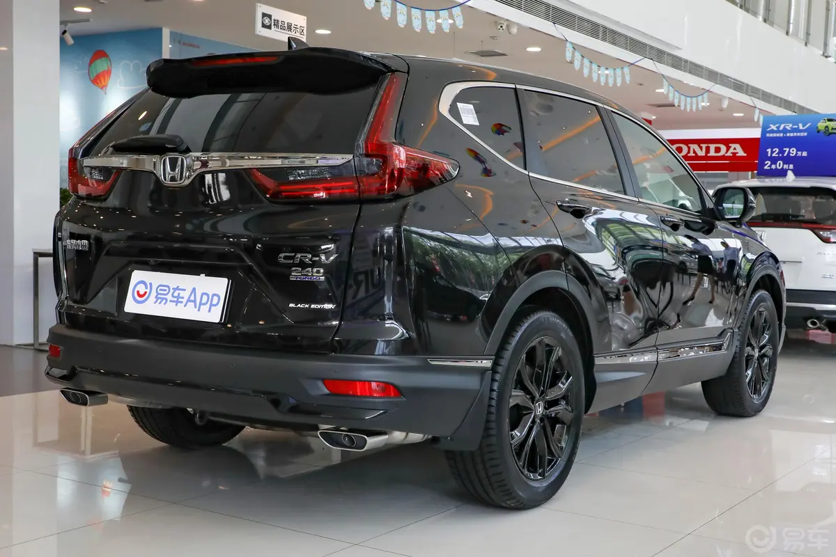 本田CR-V240TURBO CVT 两驱 黑爵士版侧后45度车头向右水平