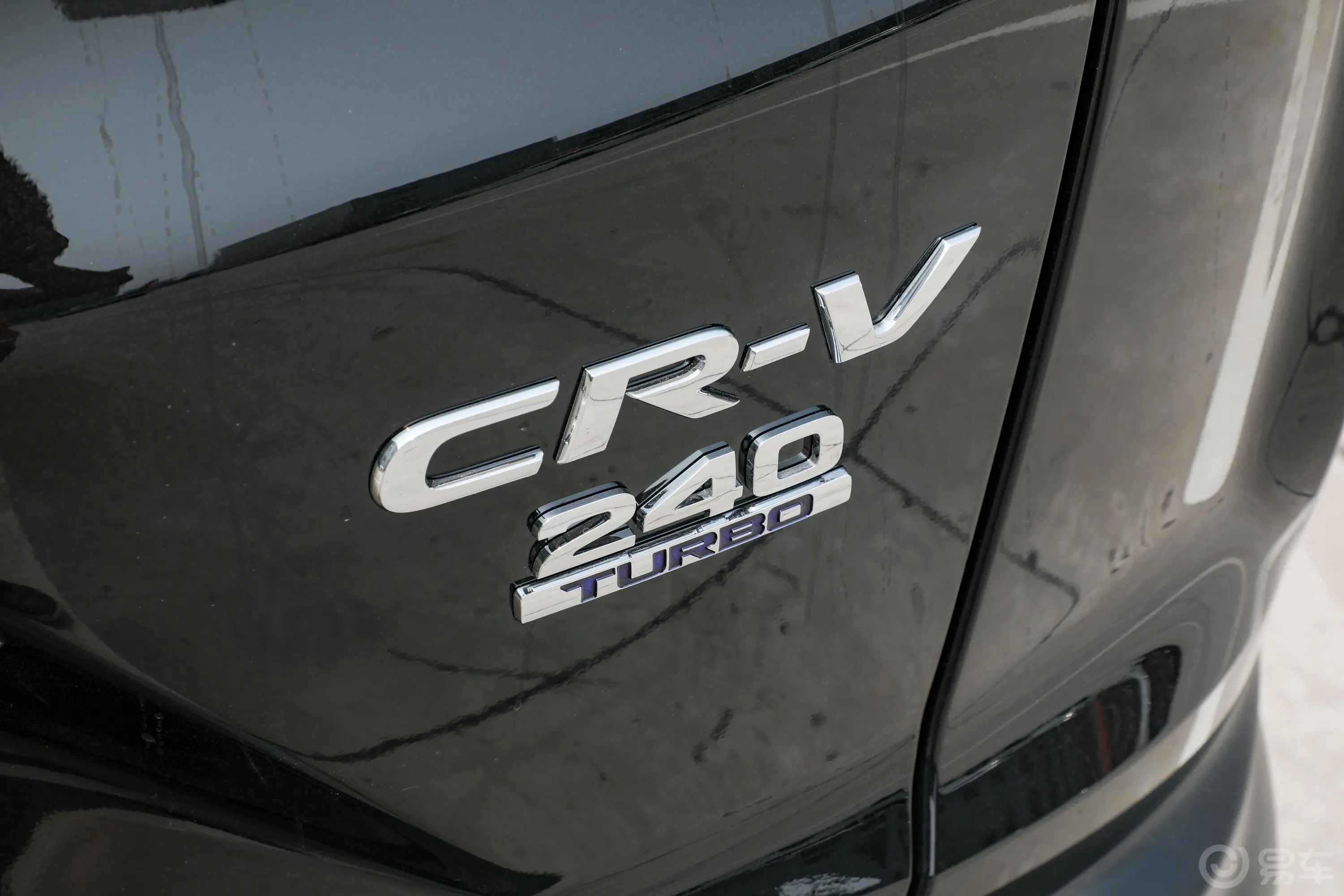 本田CR-V240TURBO CVT 四驱 尊耀版外观