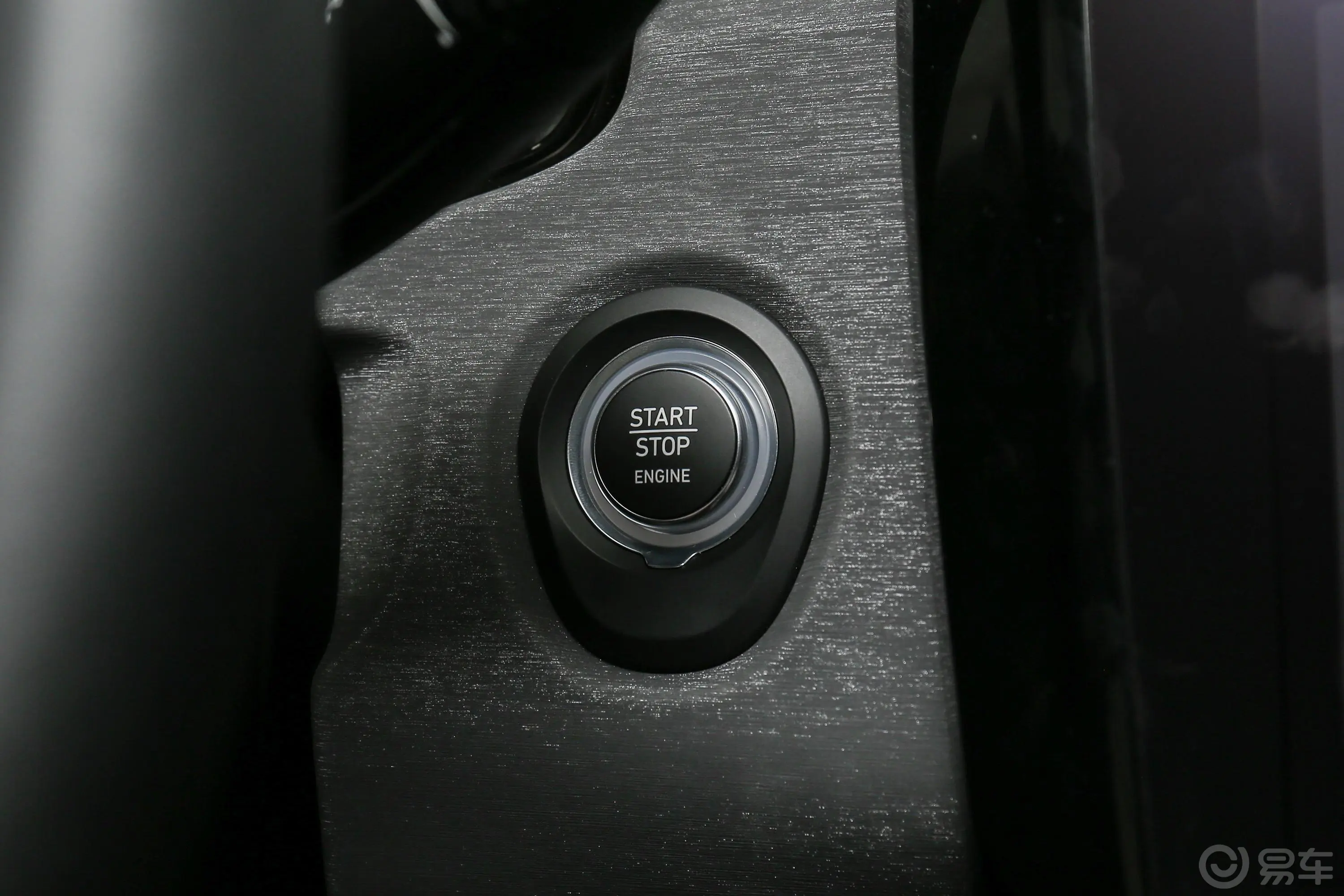 领克02高能版 2.0TD 手自一体 两驱 耀Pro 国VI钥匙孔或一键启动按键