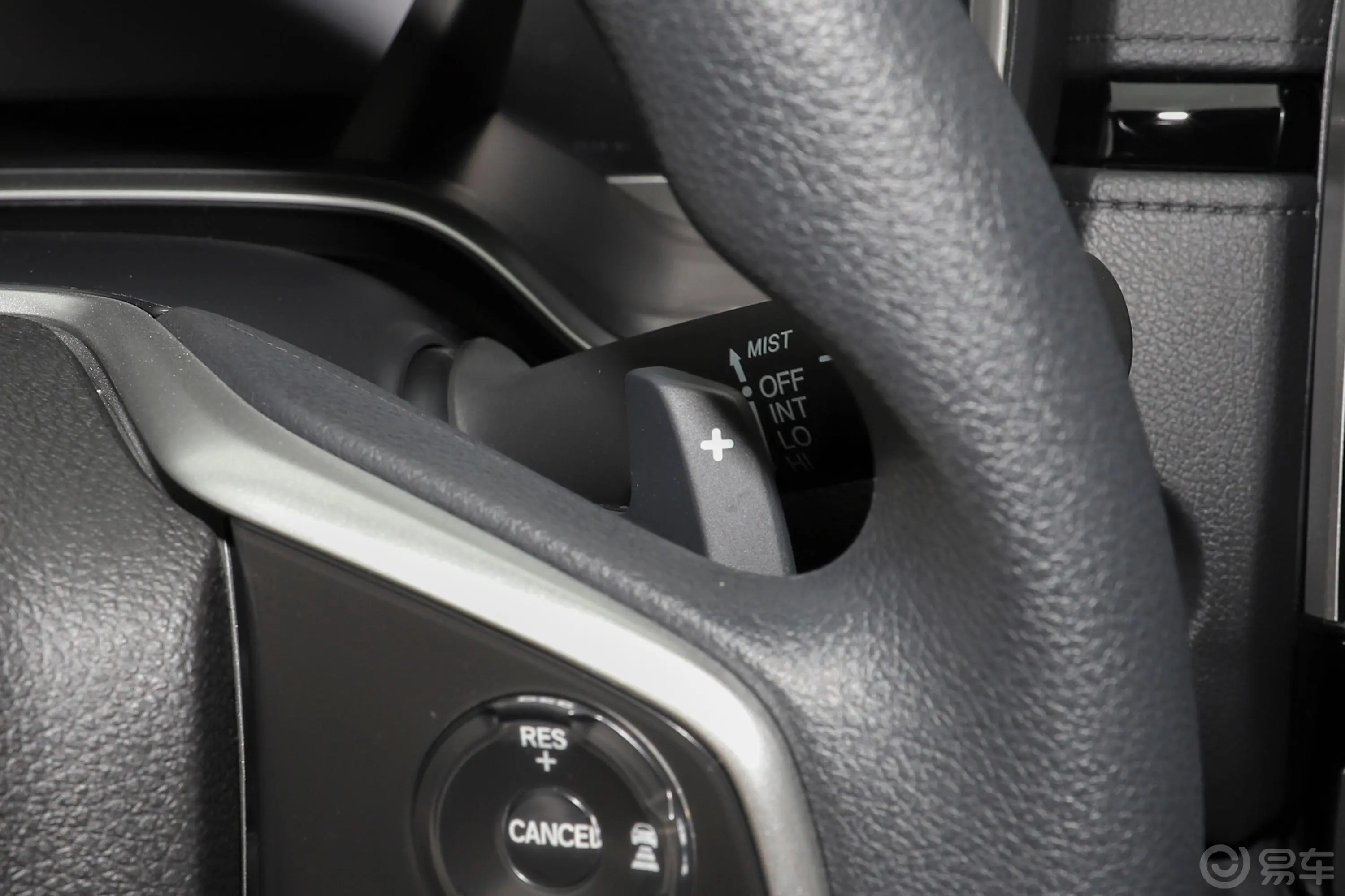 本田CR-V锐·混动 2.0L 两驱 净速版换挡拨片