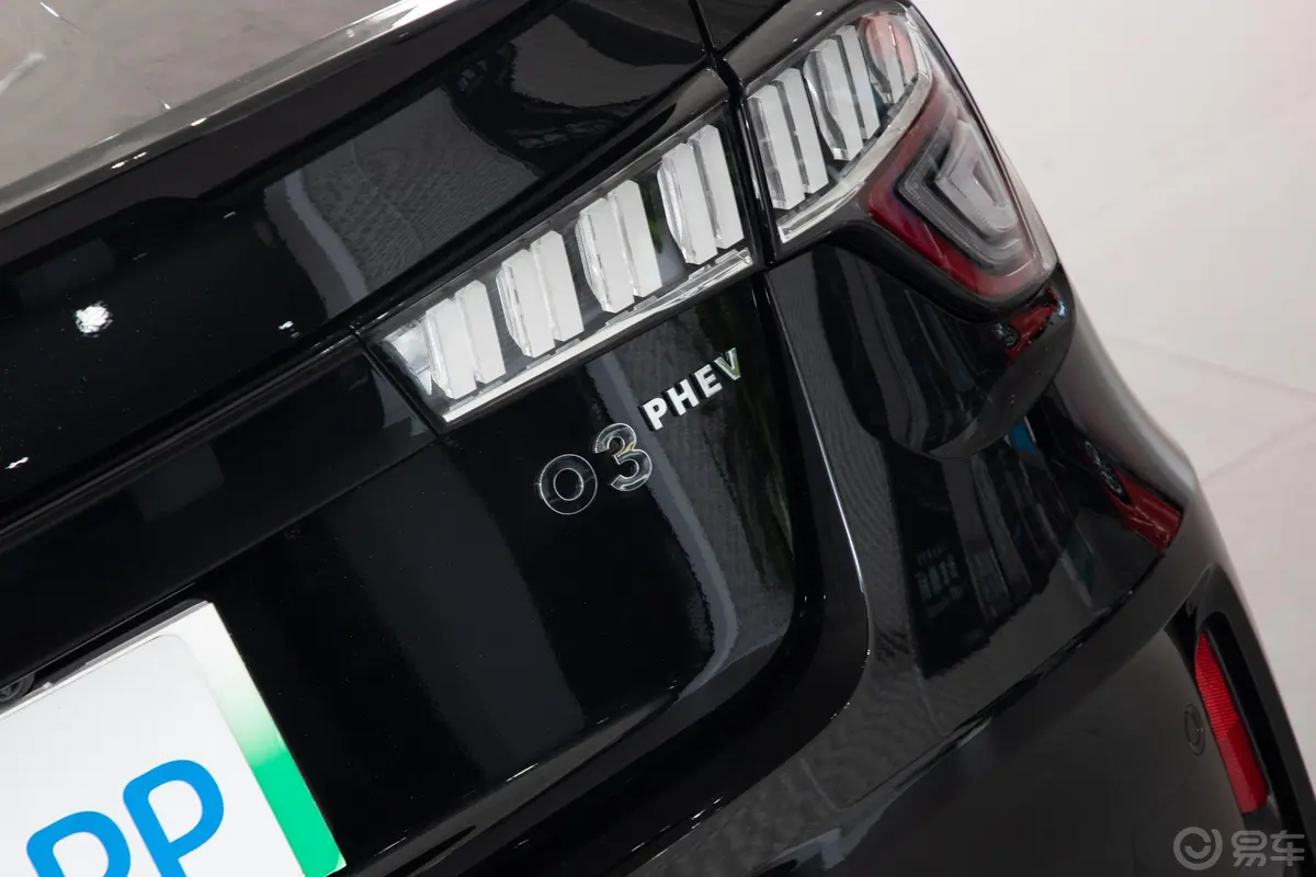 领克03 PHEV1.5TD 双离合 PHEV外观