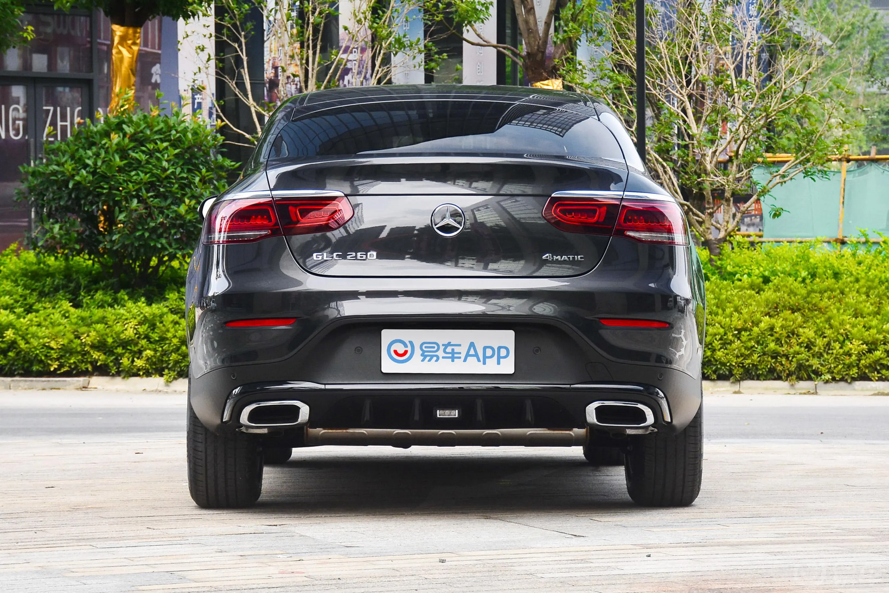 奔驰GLC轿跑GLC 260 4MATIC 轿跑SUV外观