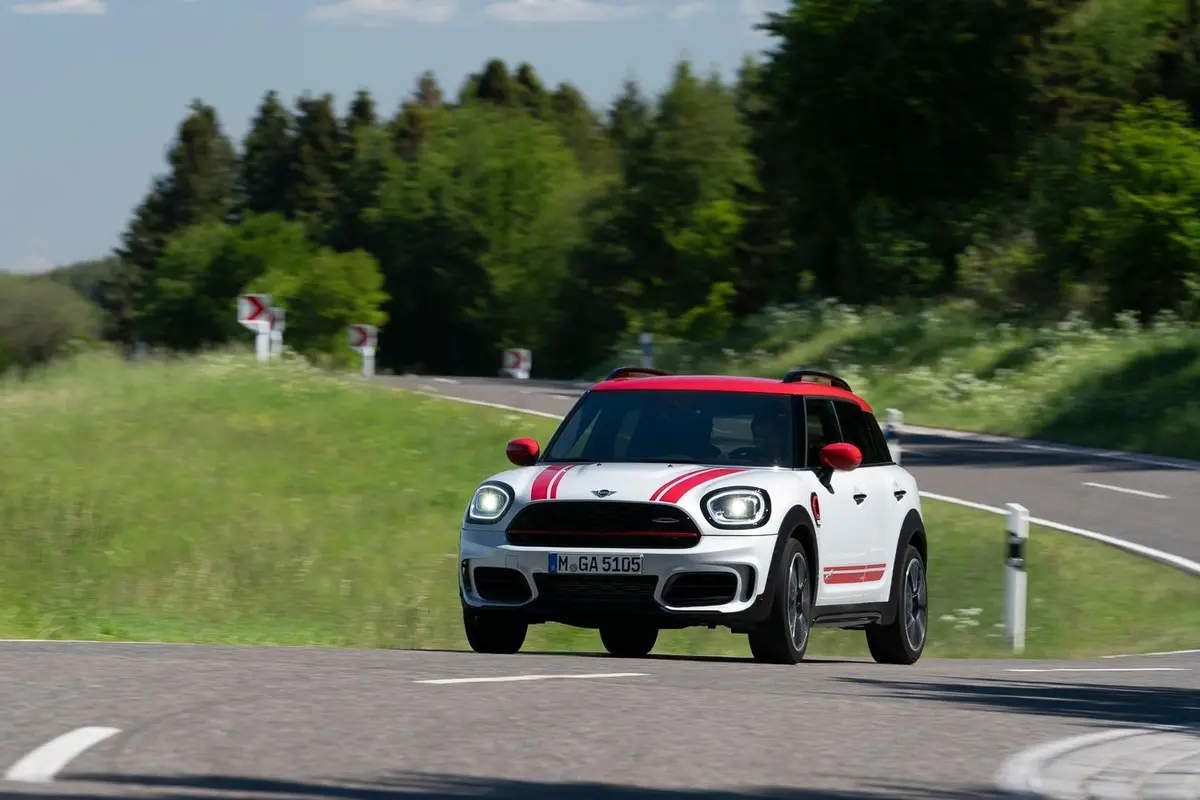 MINI JCW COUNTRYMAN