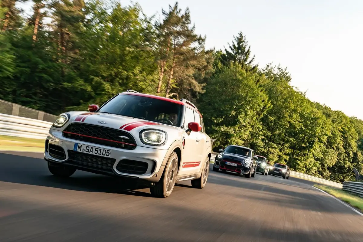 MINI JCW COUNTRYMAN