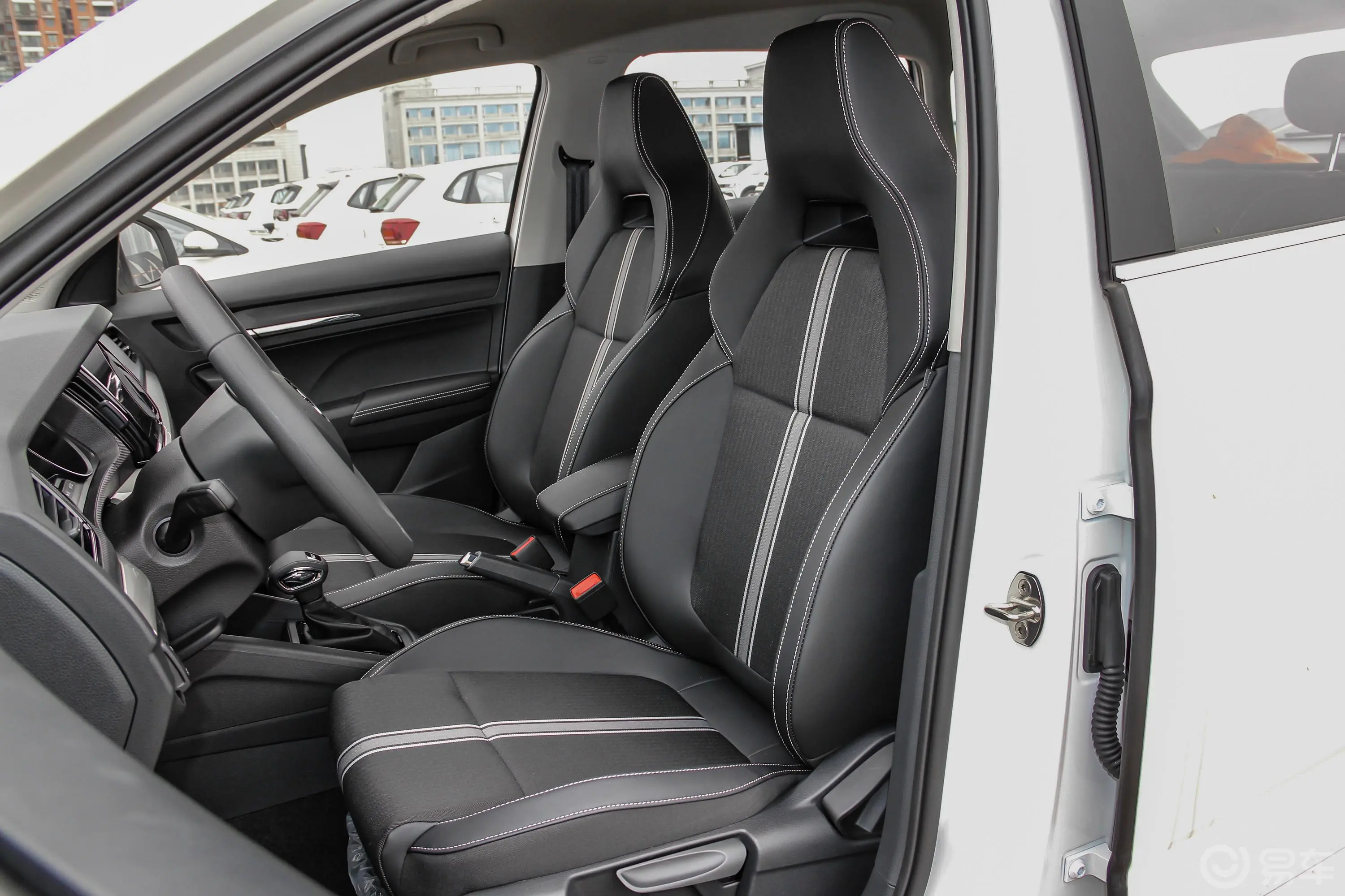 柯米克改款 GT TSI230 双离合 舒适版驾驶员座椅