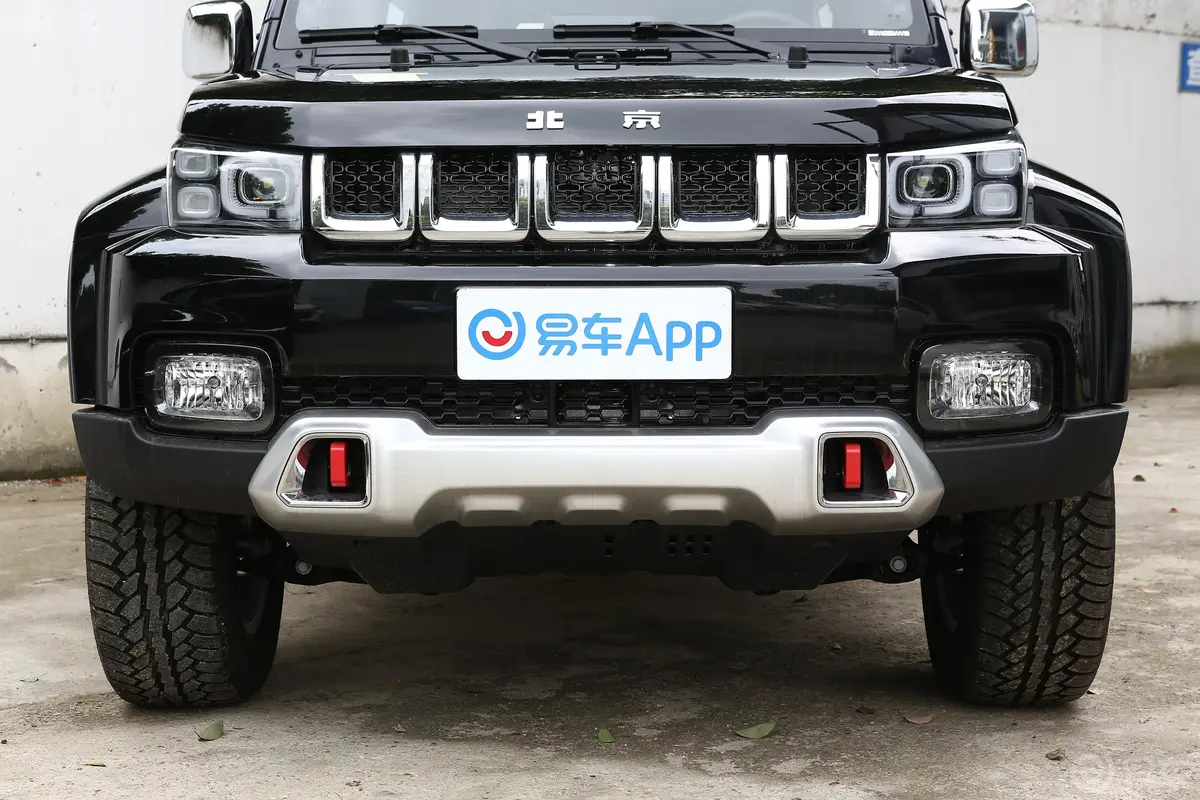 北京BJ40BJ40 PLUS 2.3T 手动 尊贵型 国VI外观