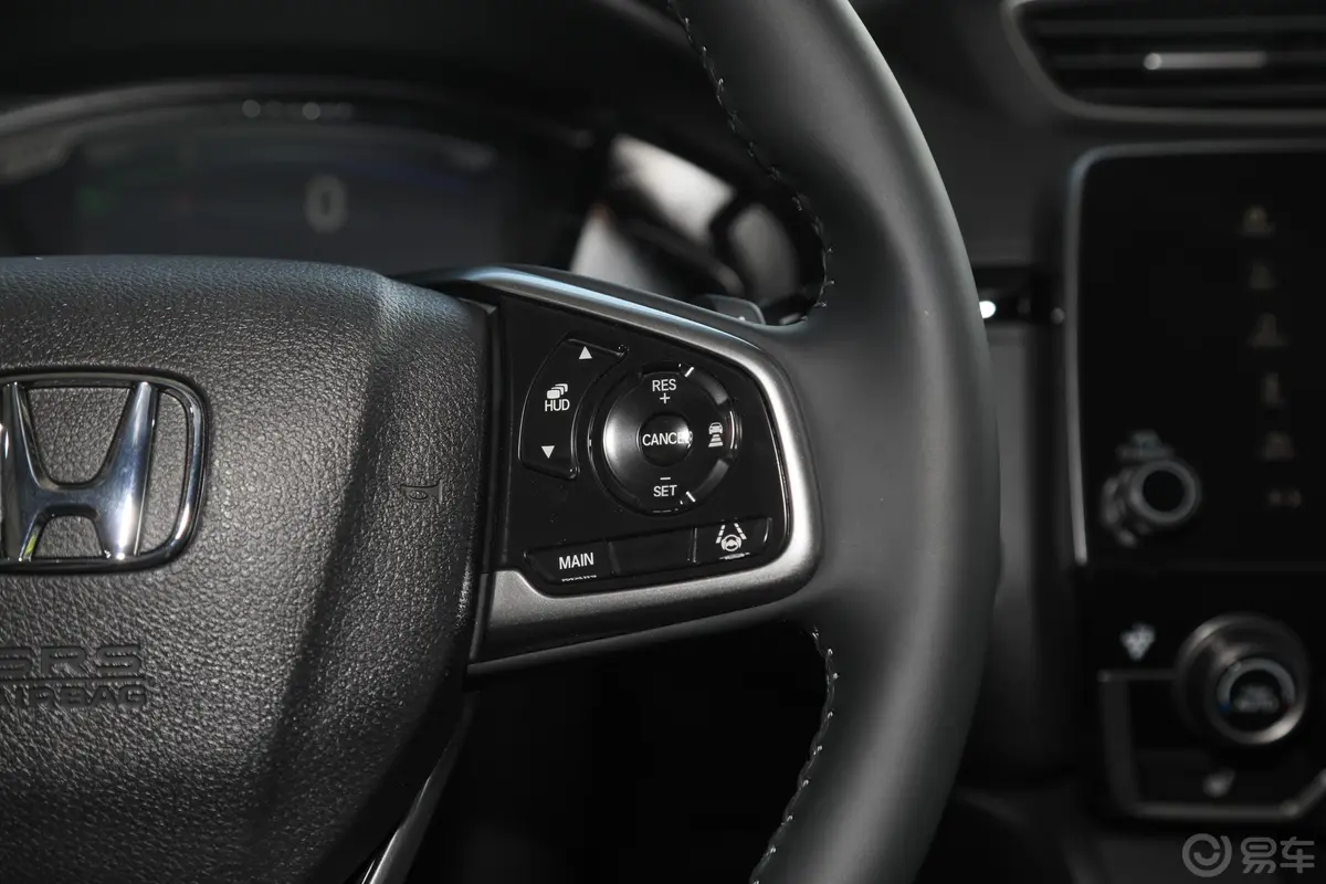 本田CR-V锐·混动 2.0L 四驱 净享版右侧方向盘功能按键