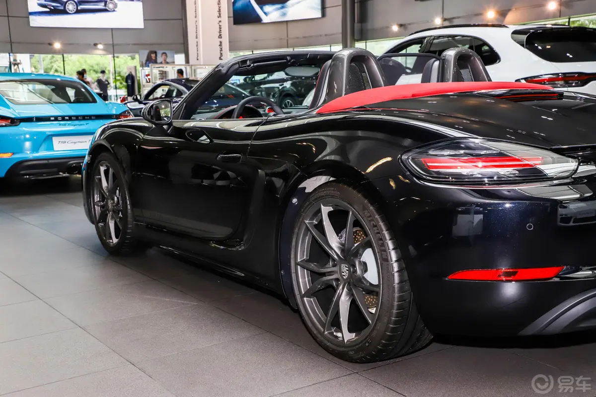 保时捷718Boxster T 2.0T外观