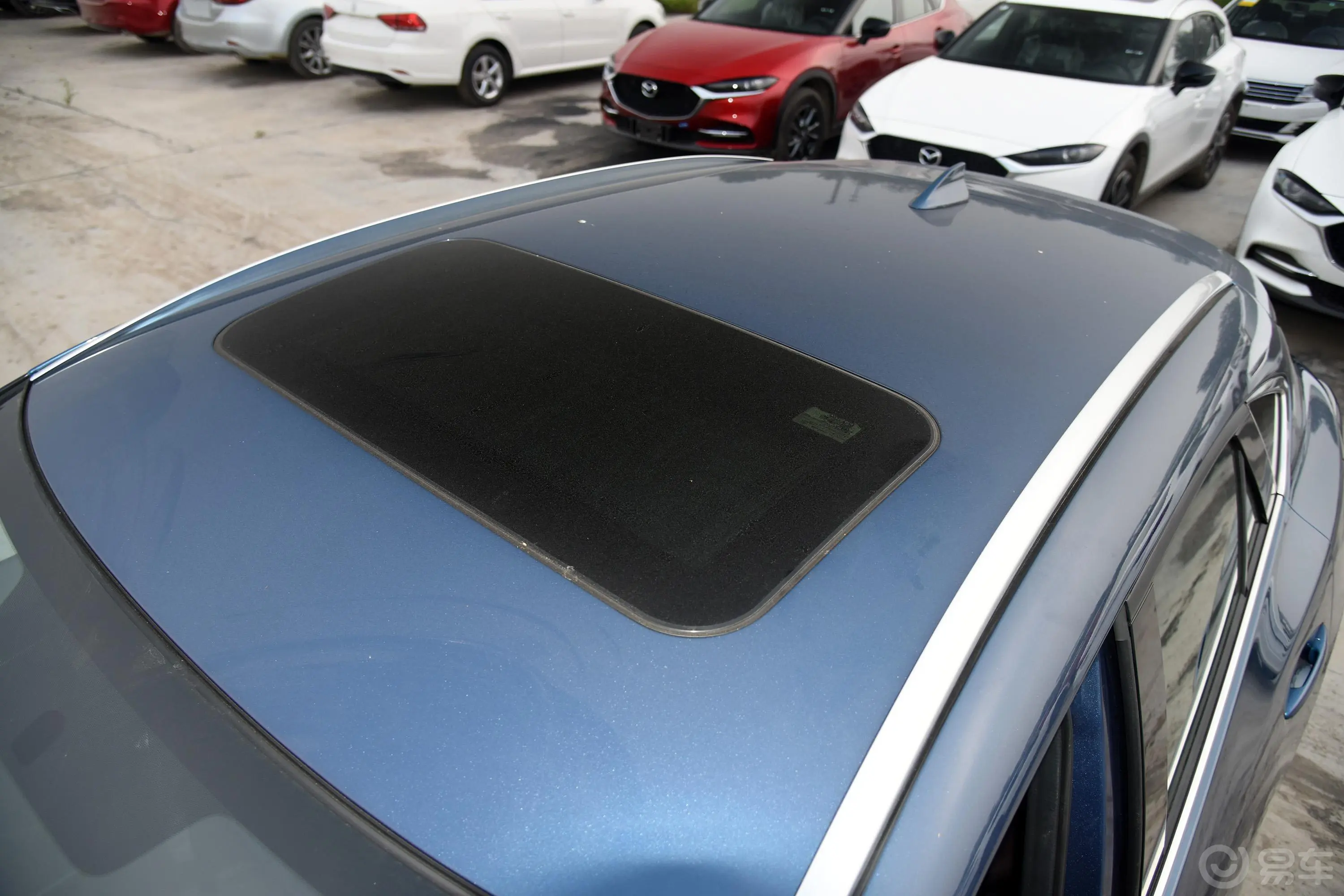 马自达CX-42.0L 手自一体 两驱 蓝天品位版天窗