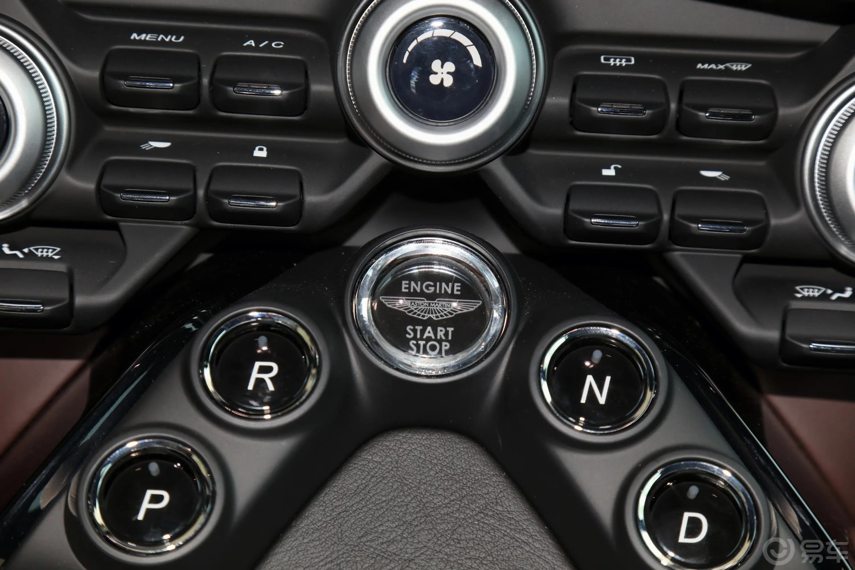 V8 Vantage4.0T V8 Coupe钥匙孔或一键启动按键