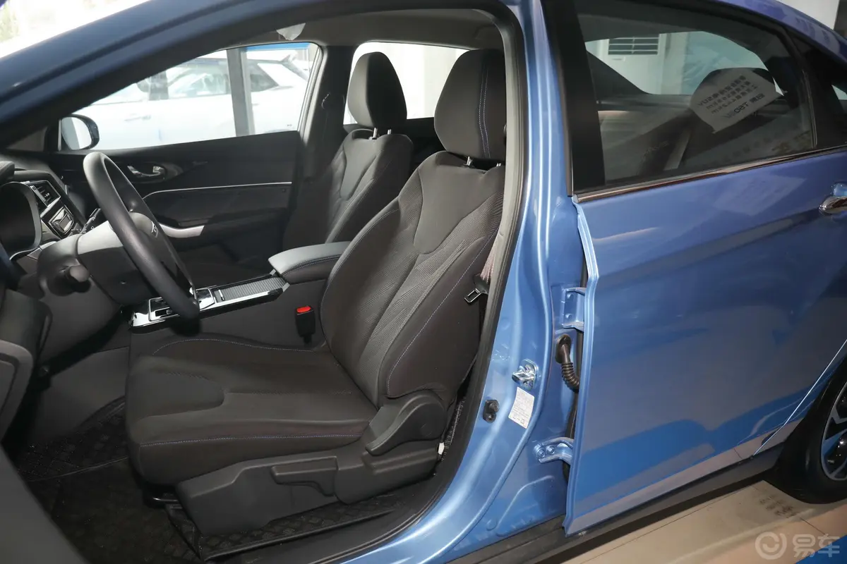 启辰D60 EV标准续航舒适版驾驶员座椅