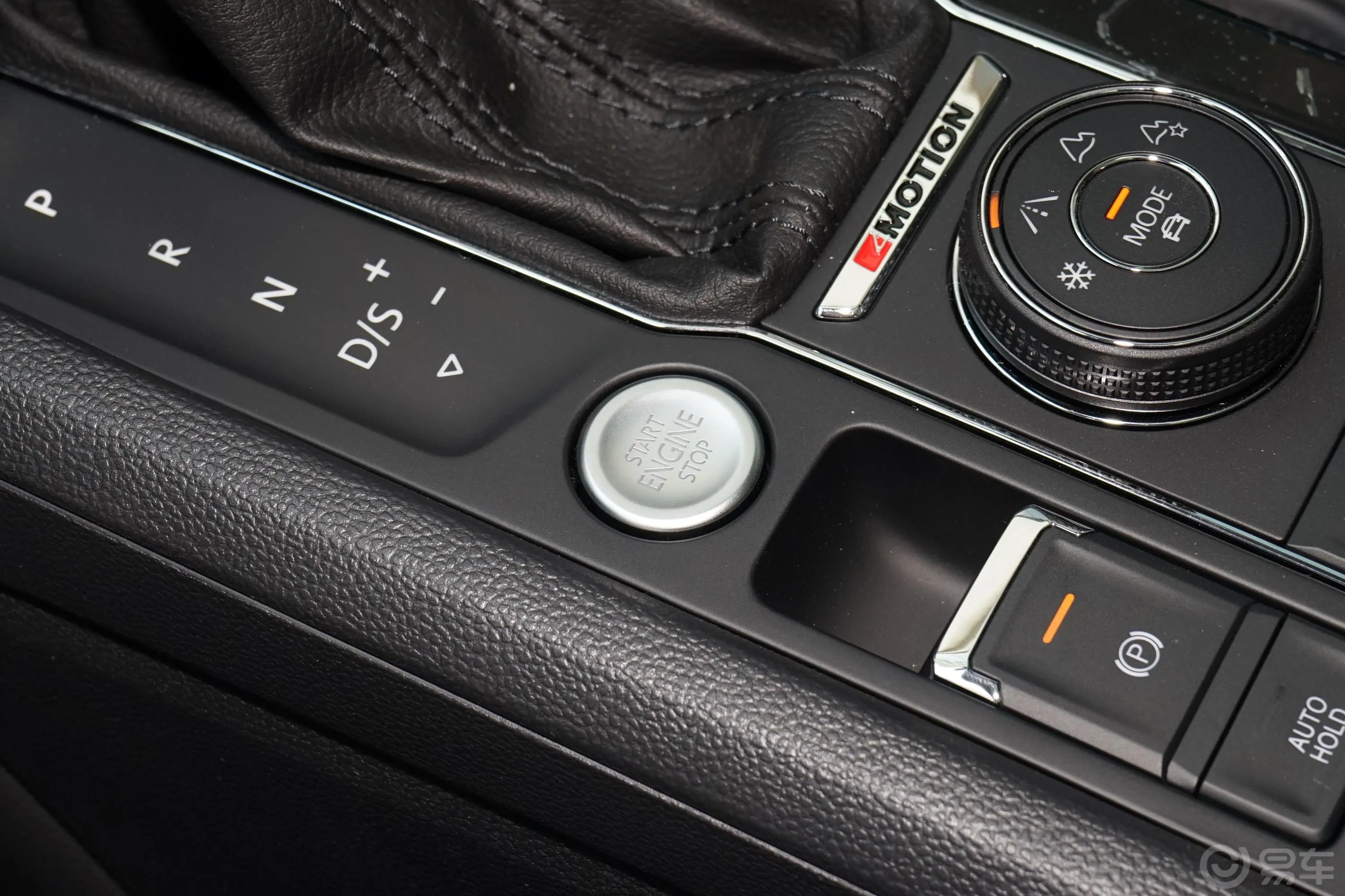 途昂改款 530 V6 四驱 豪华版钥匙孔或一键启动按键