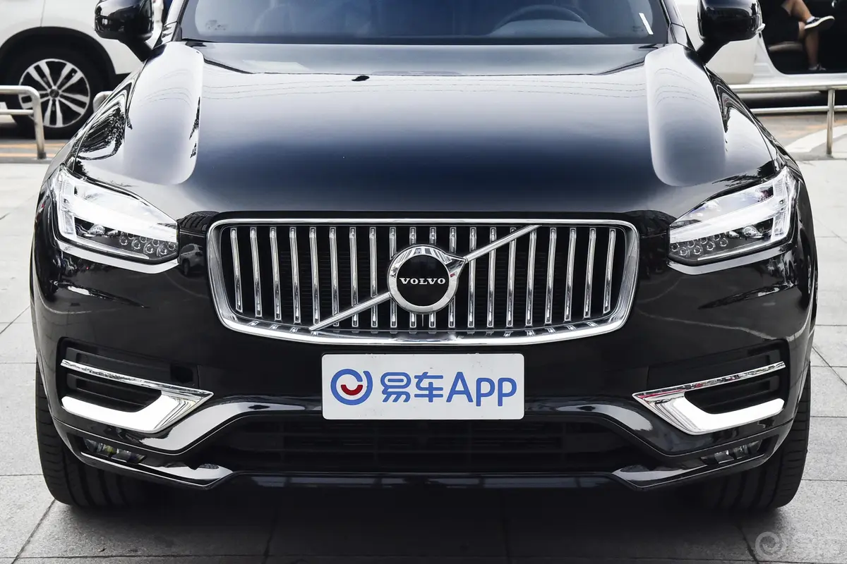 沃尔沃XC90B5 智行豪华版 7座外观