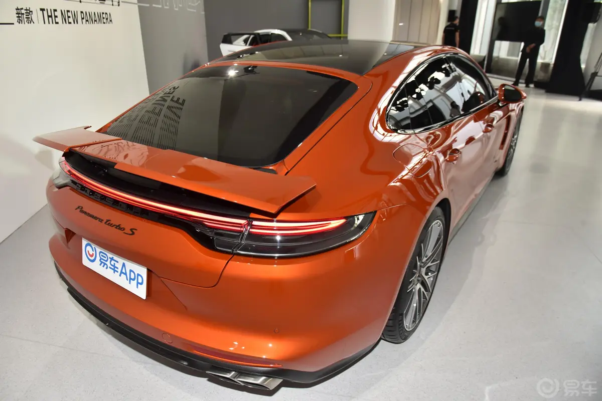 PanameraPanamera Turbo S 4.0T侧后45度车头向右水平