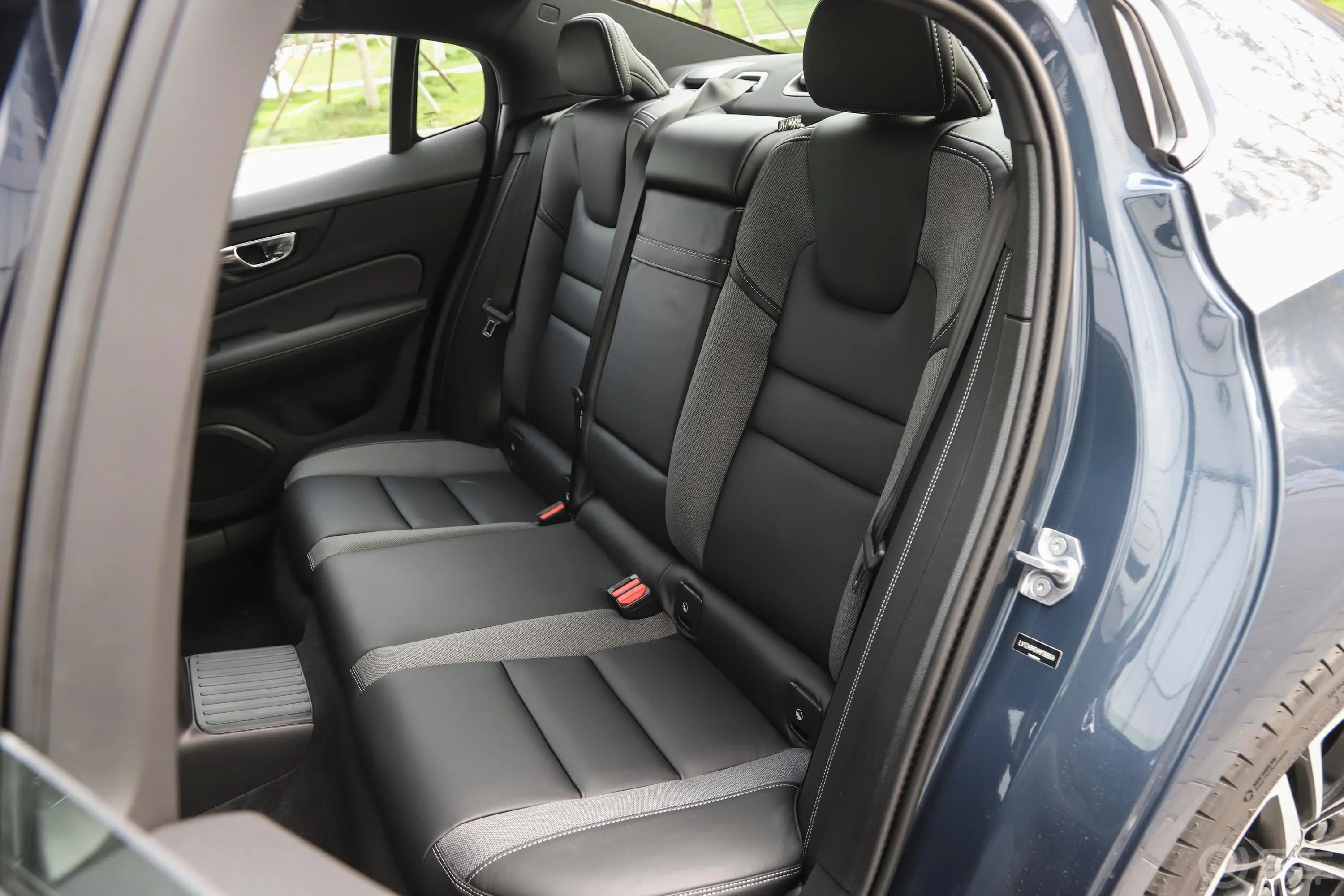 沃尔沃S60新能源T8 四驱 智雅运动版后排座椅