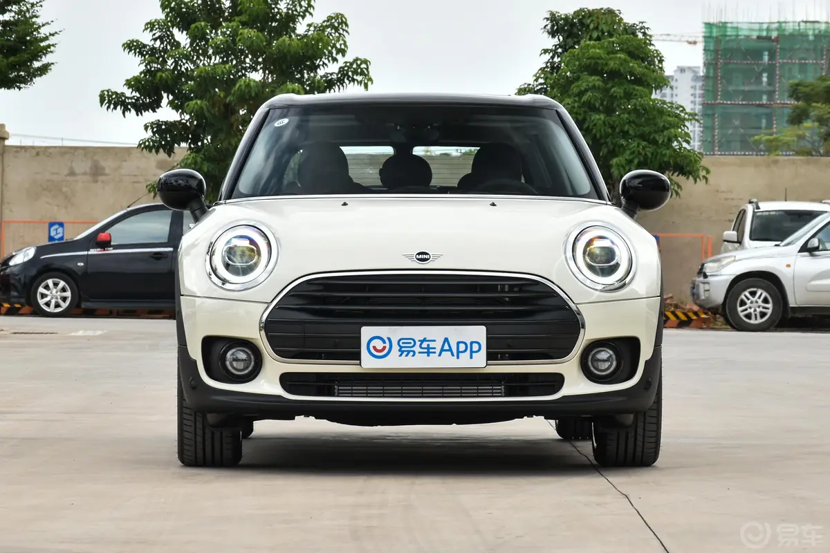 MINI CLUBMAN1.5T COOPER 鉴赏家正前水平