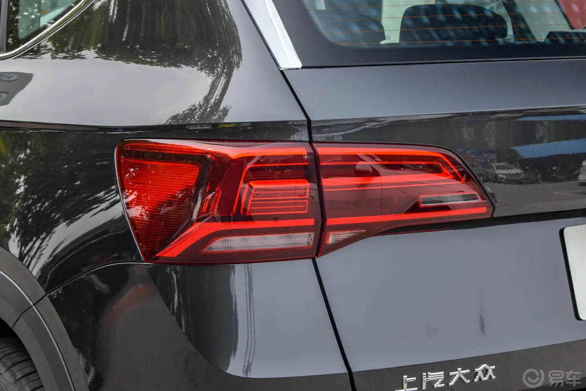 途岳330TSI 双离合 四驱 豪华版外观