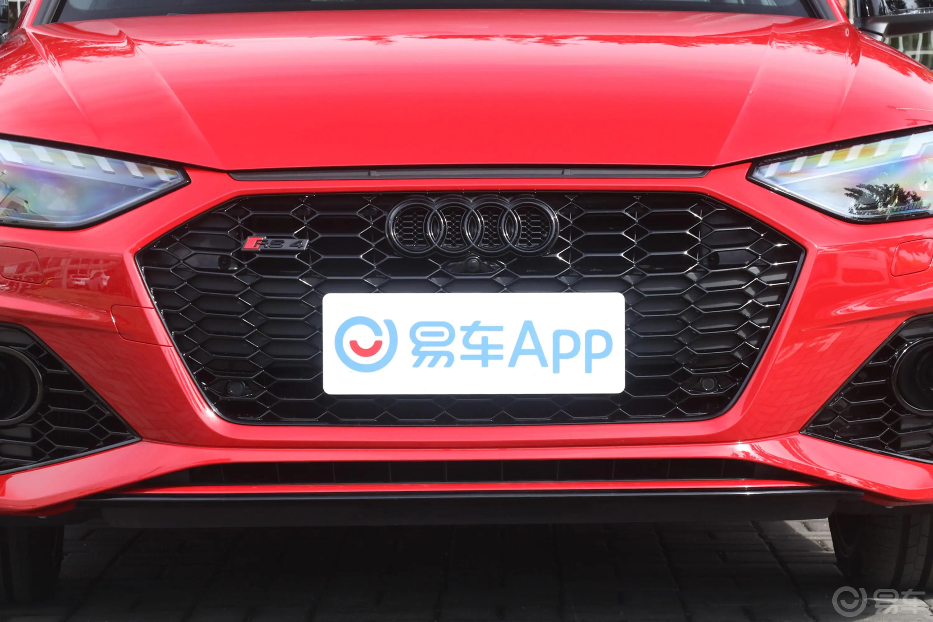 奥迪RS 42.9T Avant 暗金版外观