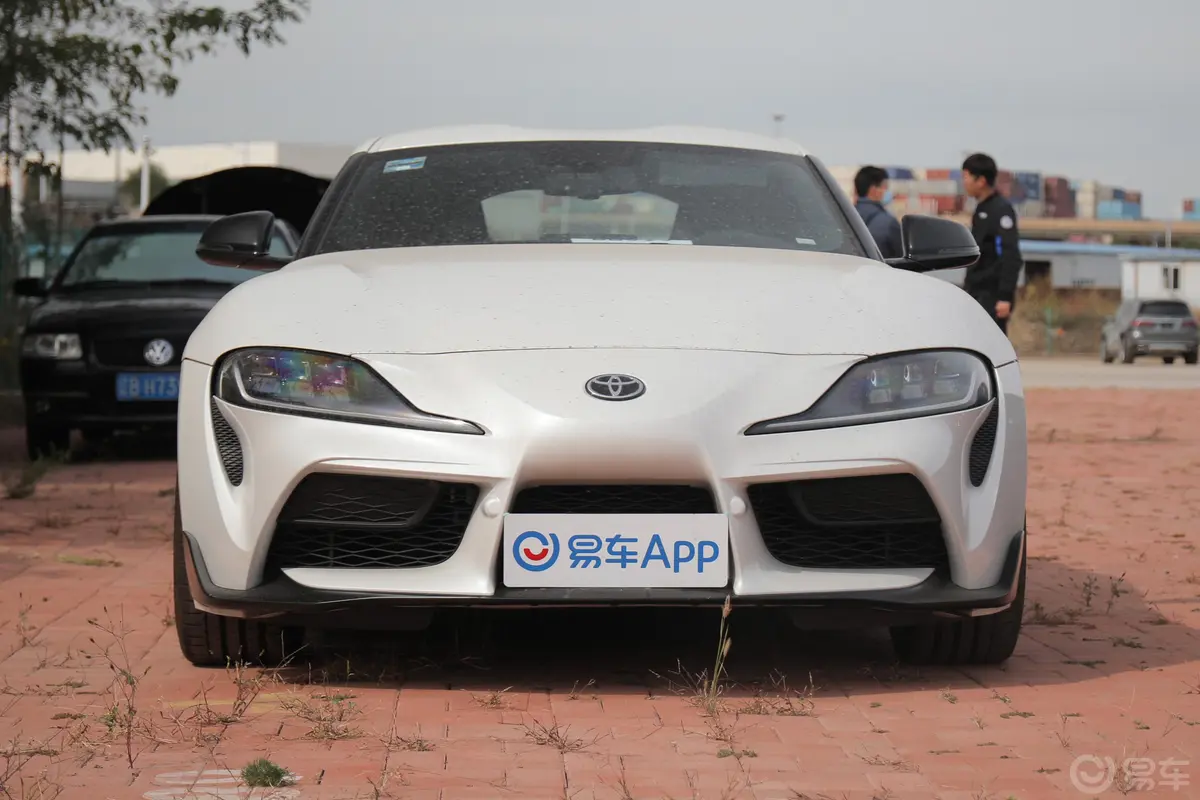 SUPRAGR SUPRA 3.0T 标准型外观