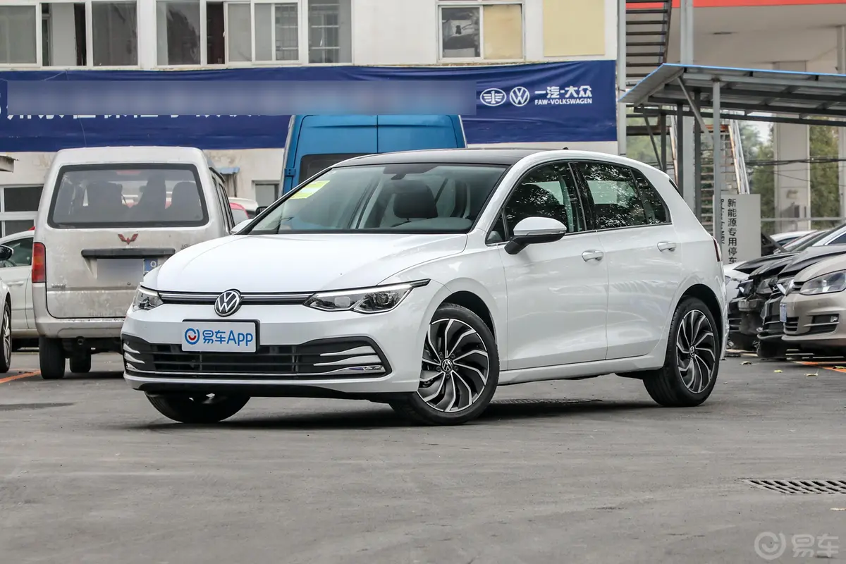 高尔夫280TSI 双离合 Pro型侧前45度车头向左水平